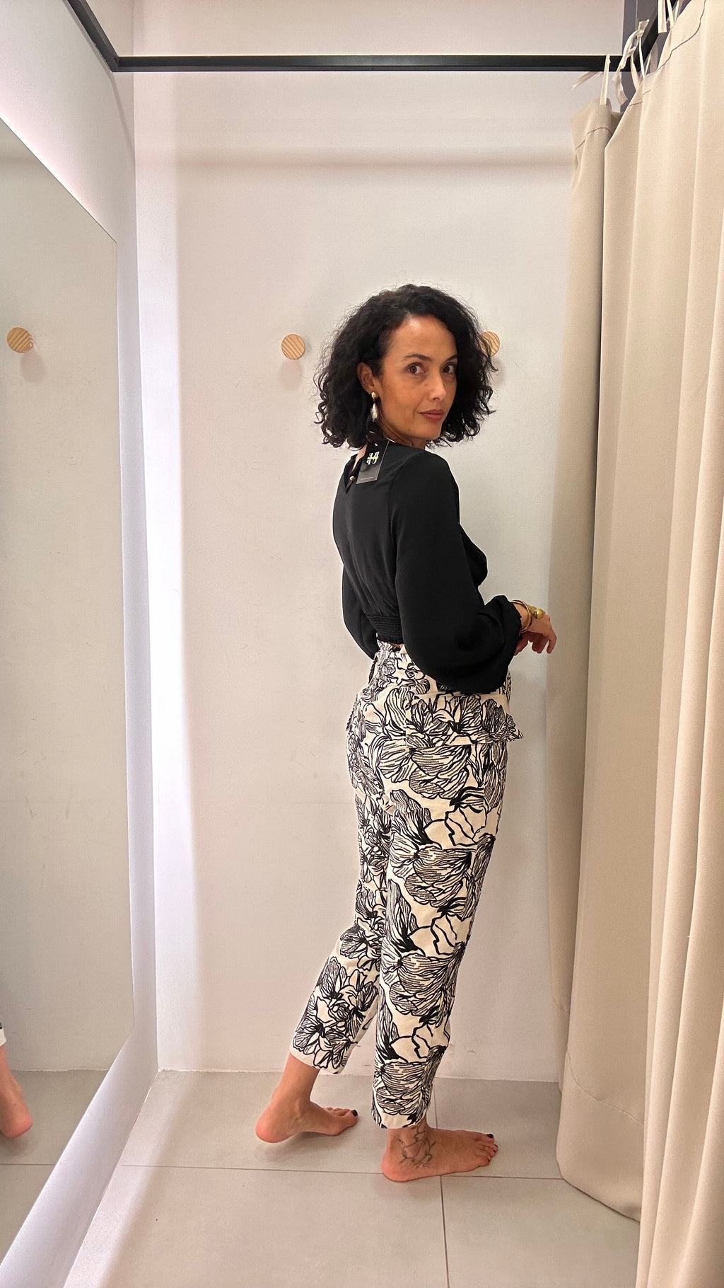 Calça Bordada Le Lis Blanc