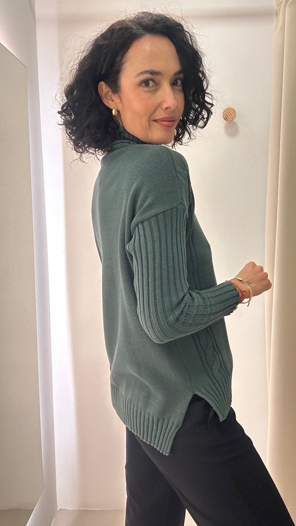 Tricot Verde Cleo Milani
