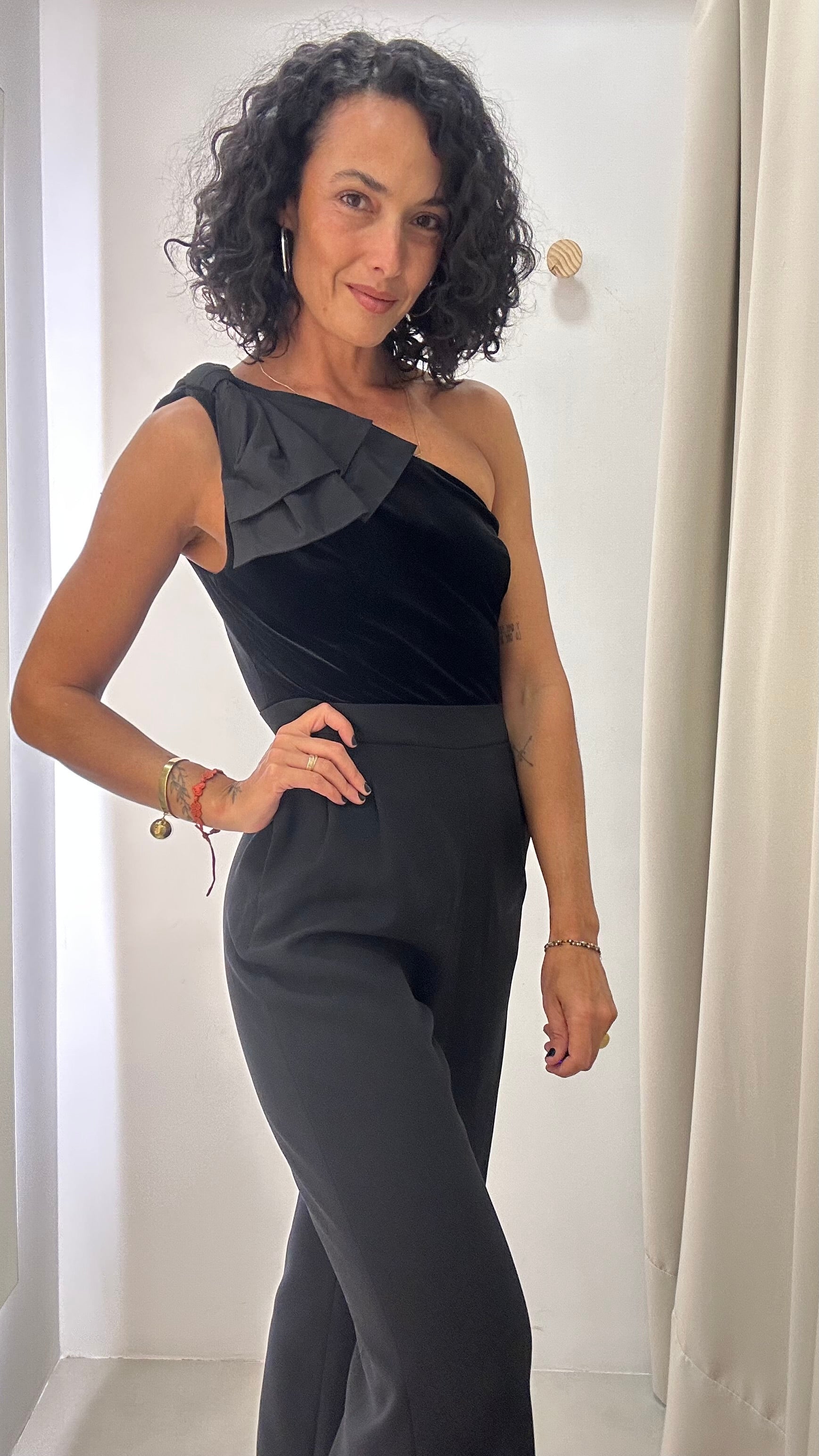 Macacão Preto Com Laço