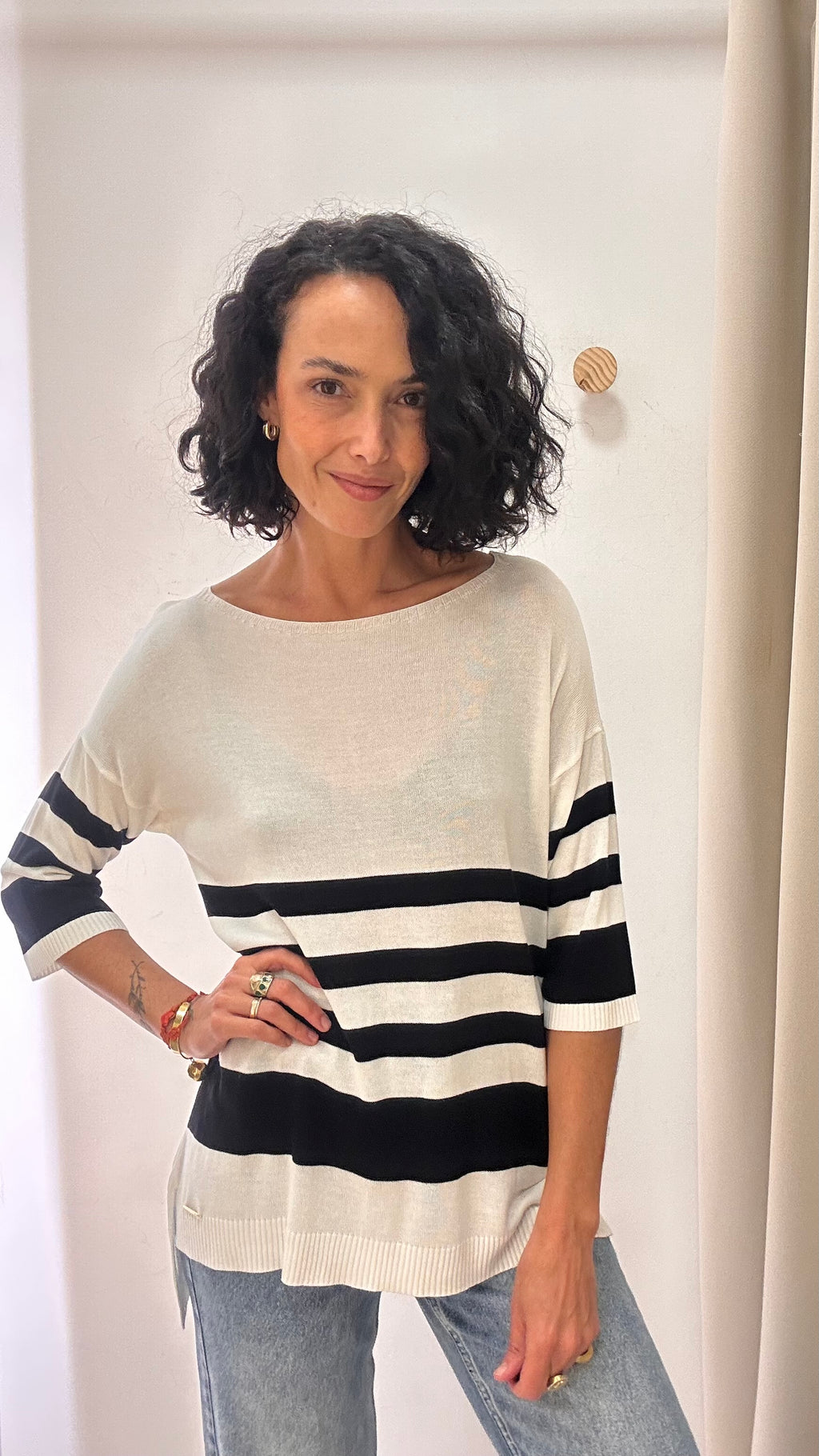 Blusa de Malha Branca com Listras