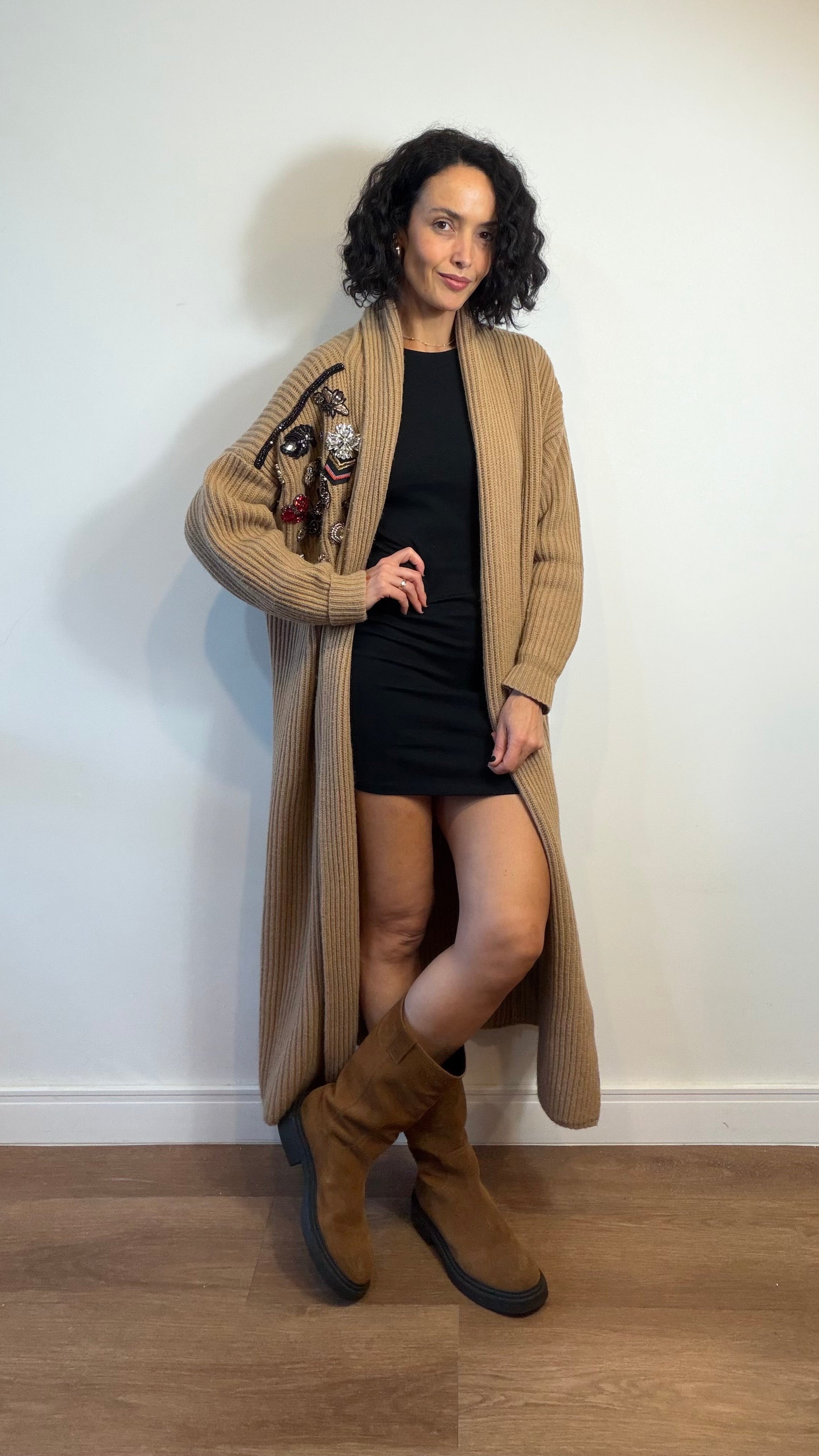 Cardigan com pedrarias Vivoar