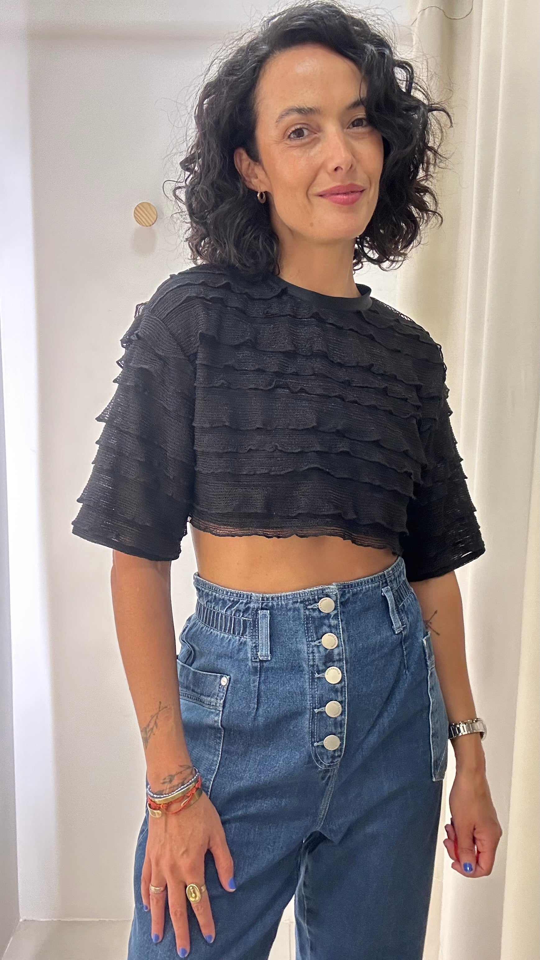 Calça Jeans com Botões Frontais