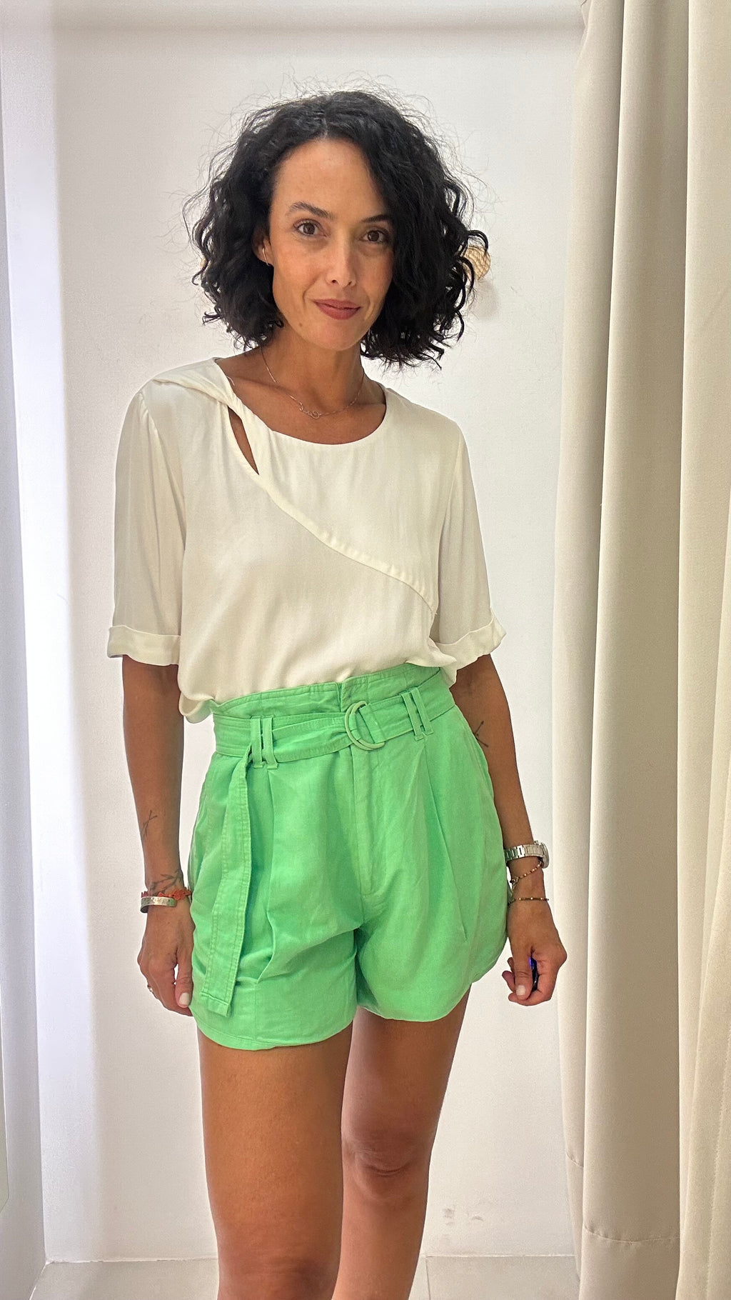 Short Verde Open
