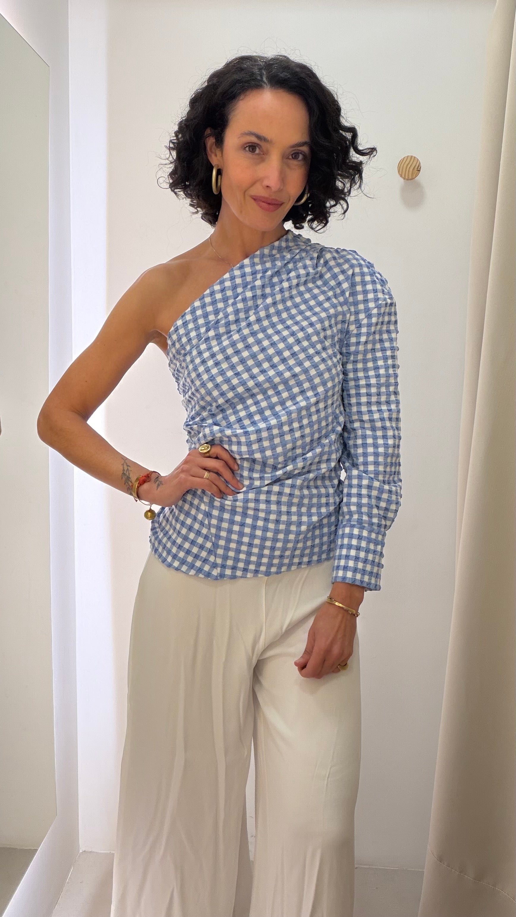 Blusa xadrez um ombro Azul Zara