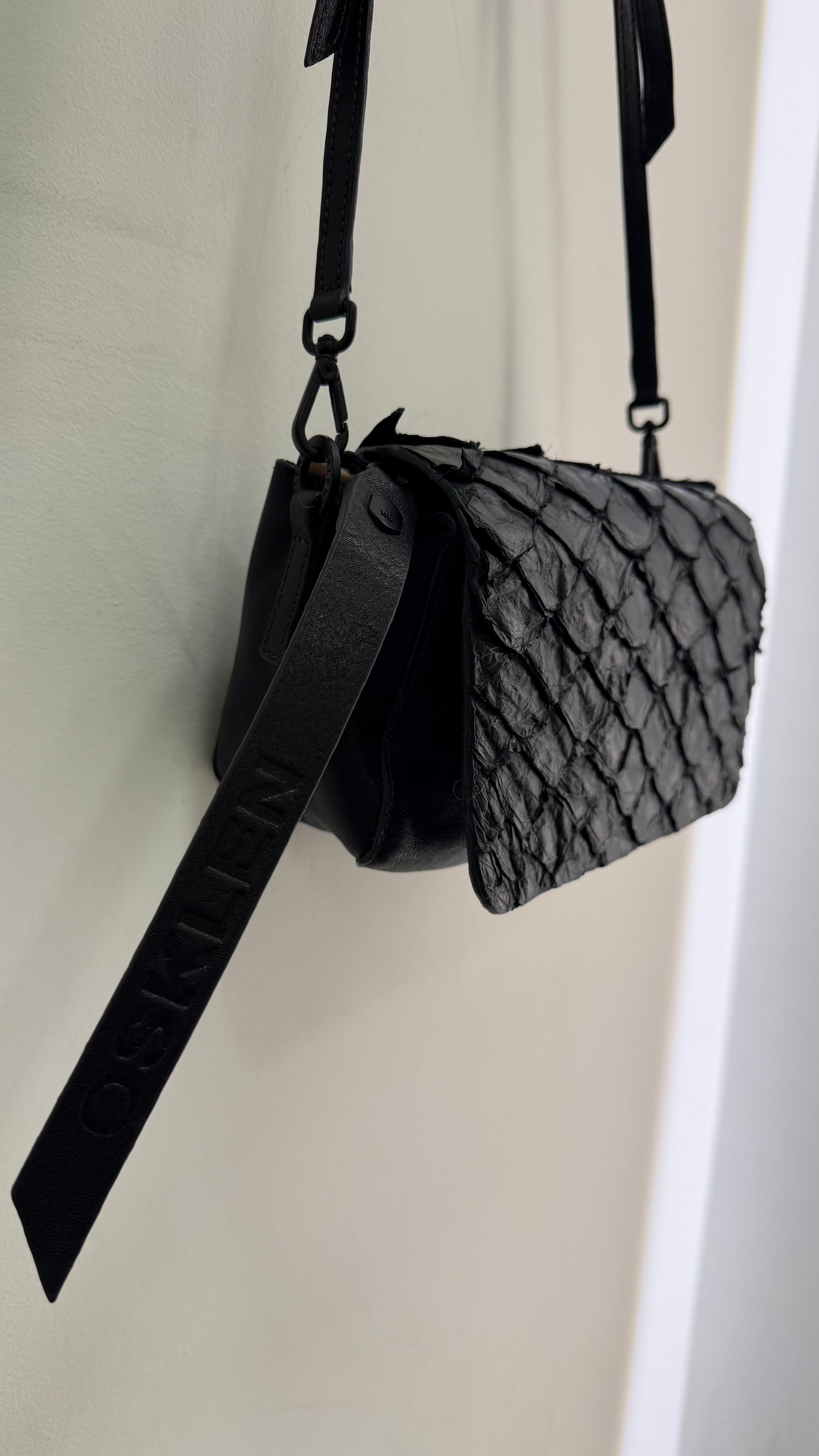 Bolsa pirarucu Osklen