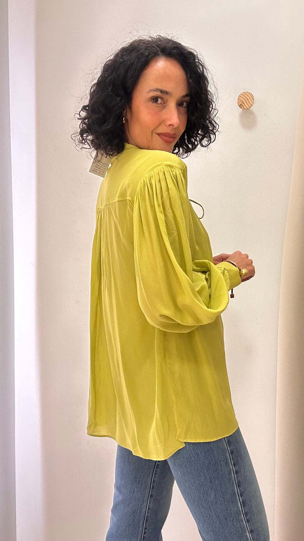 Camisa Verde Seda D-Gaia
