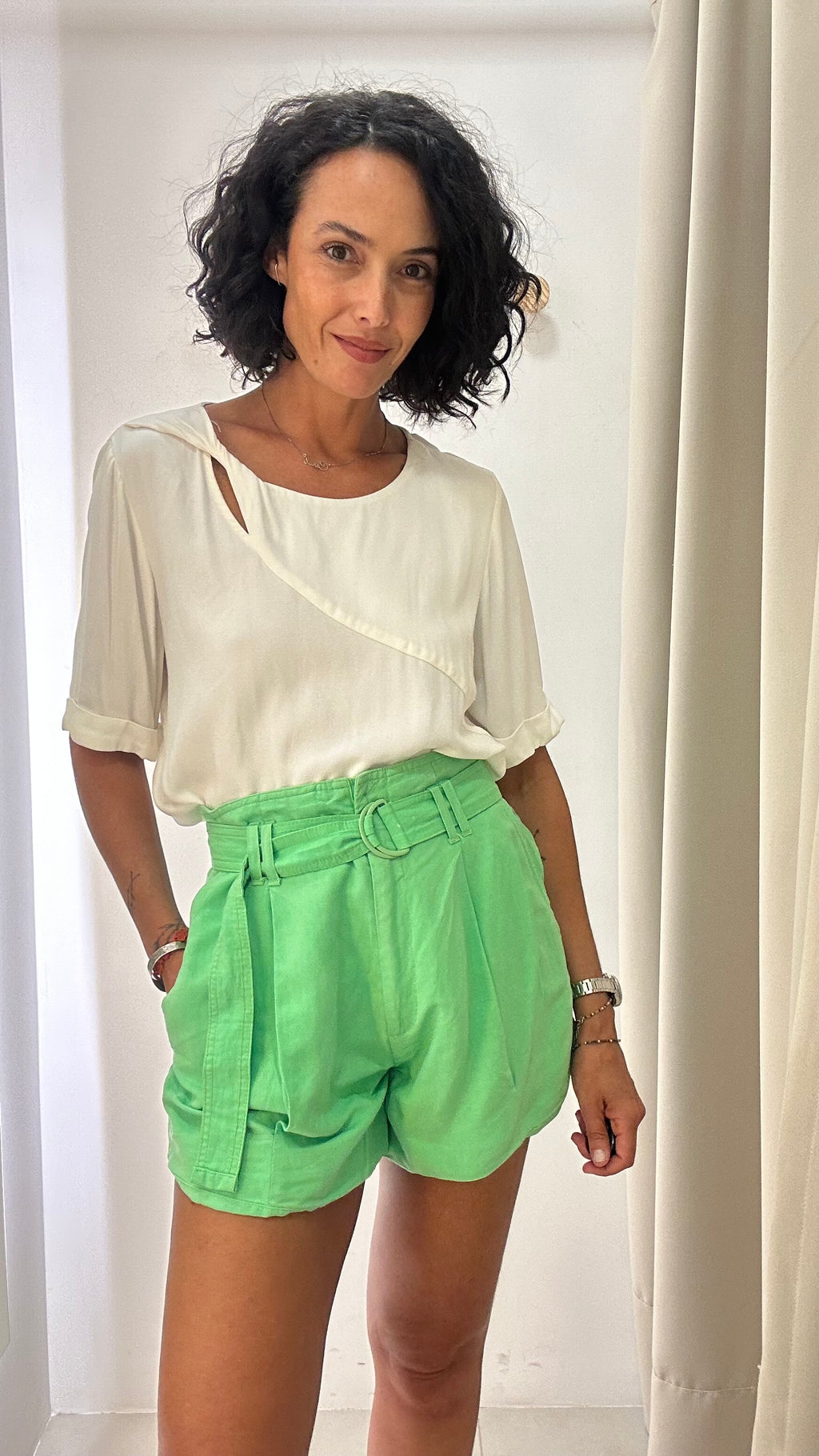 Short Verde Open