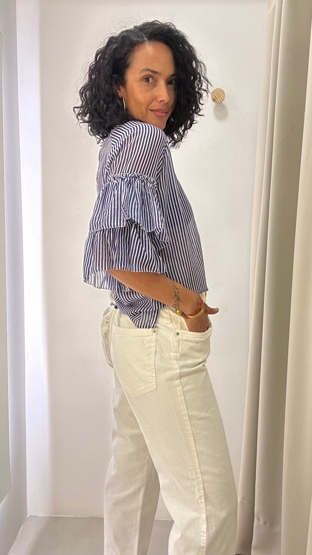 Blusa Listrada Azul e Branca