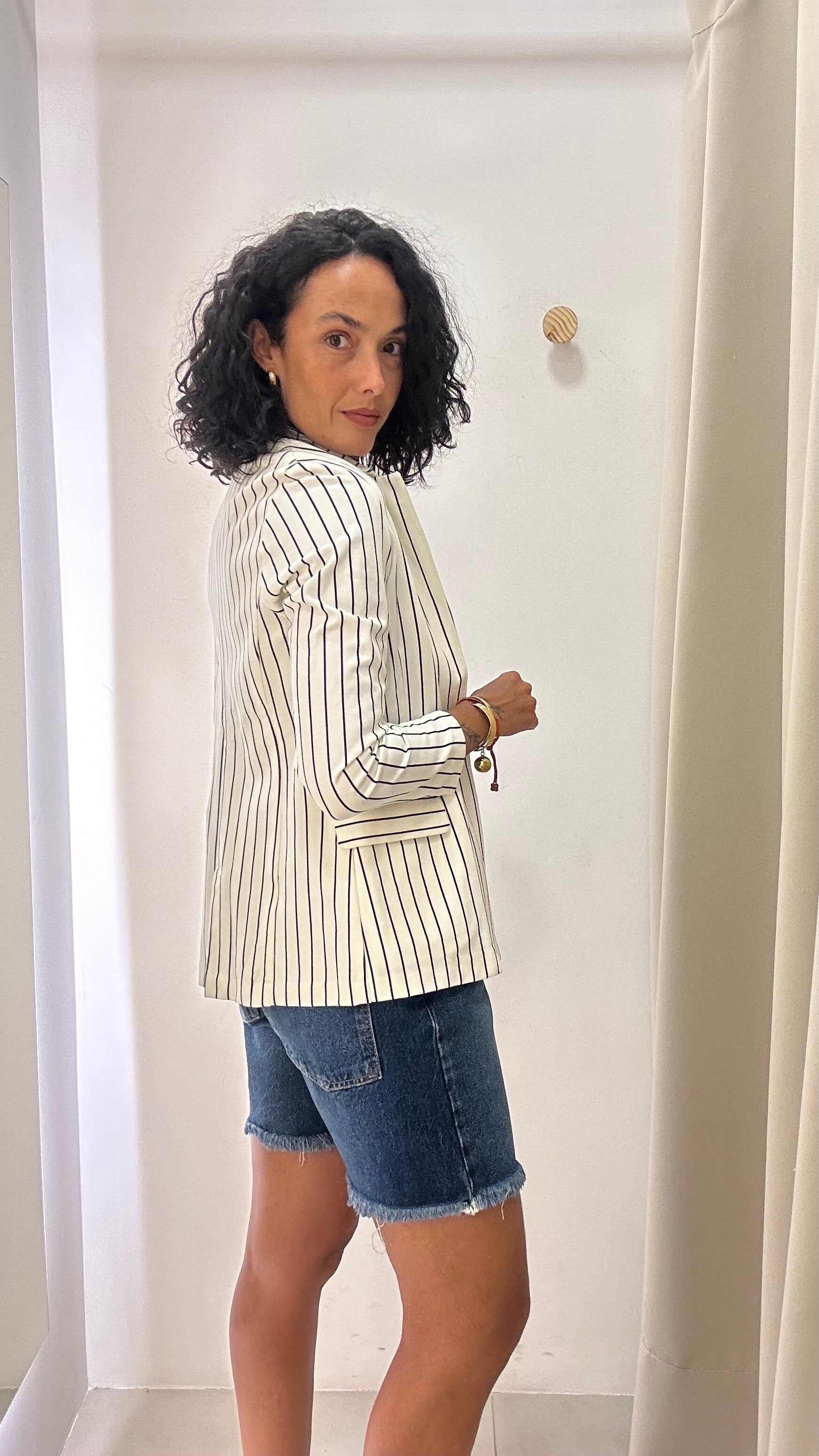 Blazer Listrado Shoulder