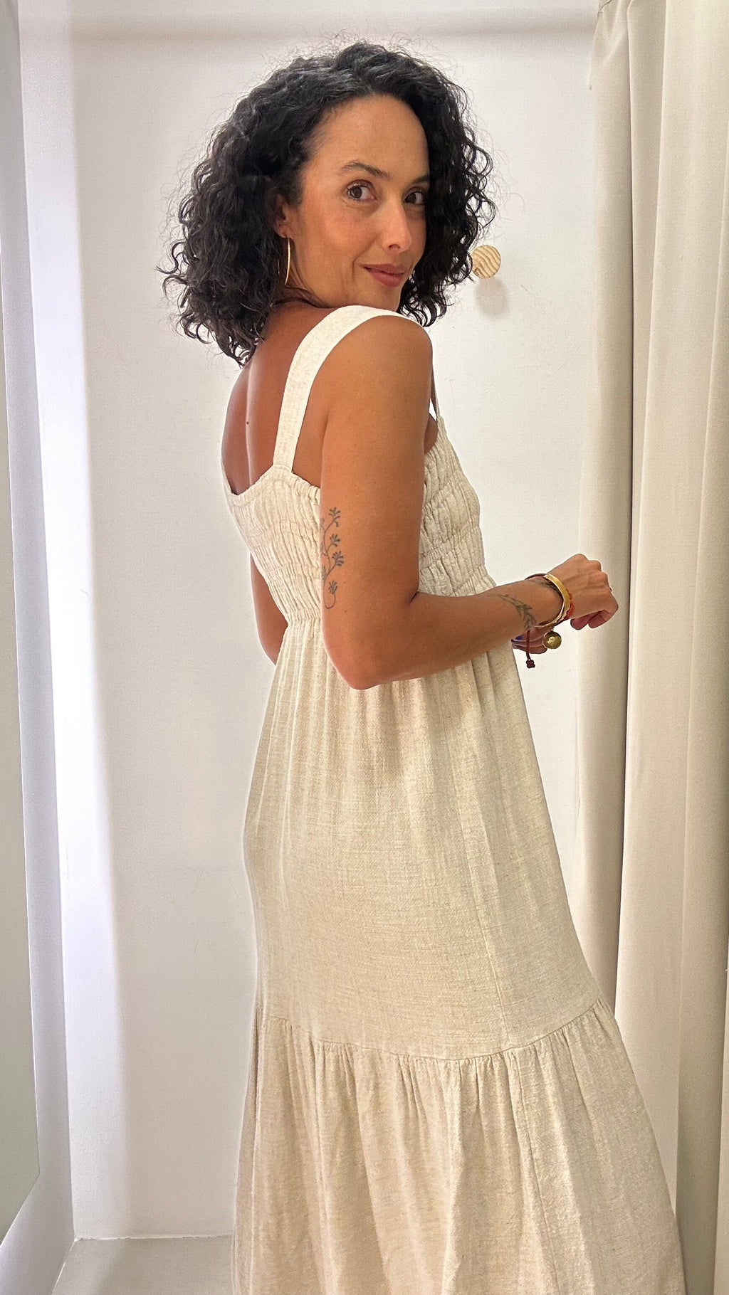 Vestido Bege Linho