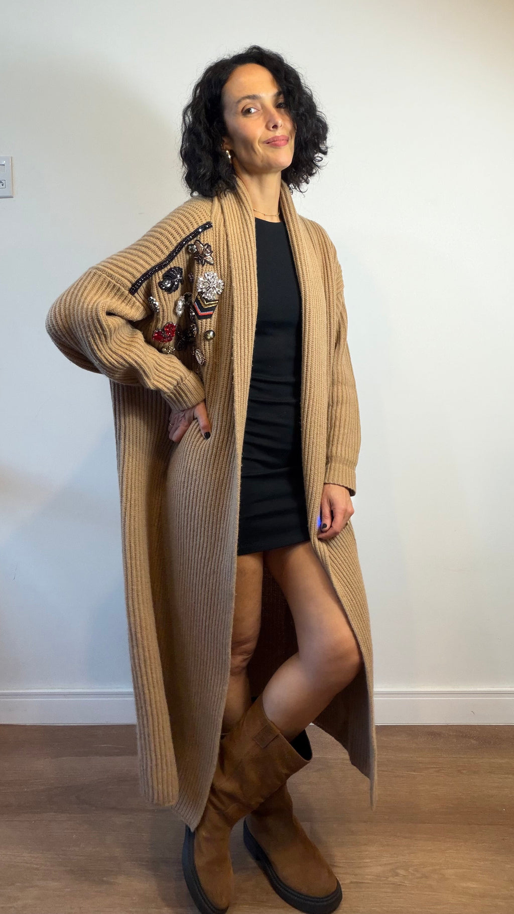 Cardigan com pedrarias Vivoar
