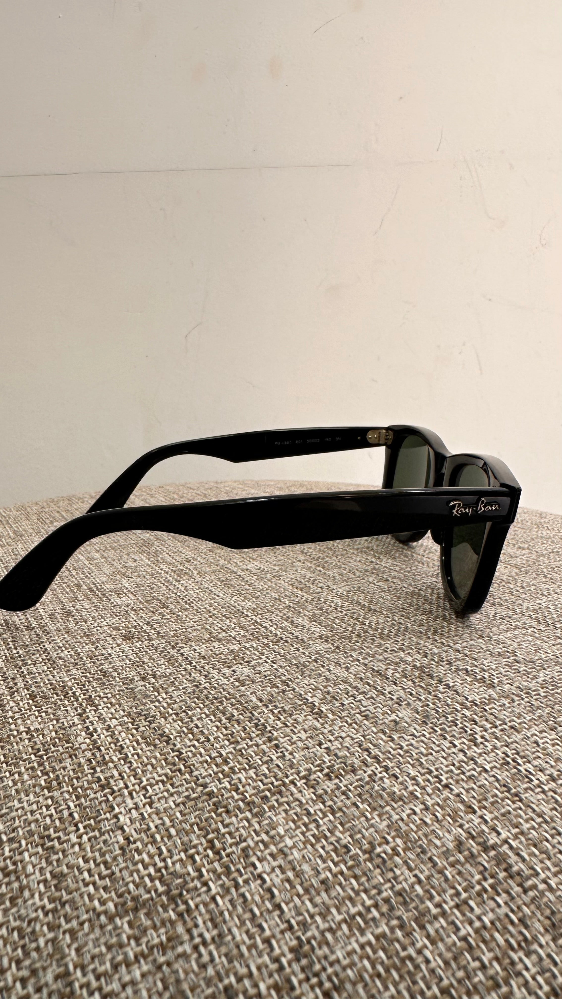 Ray Ban