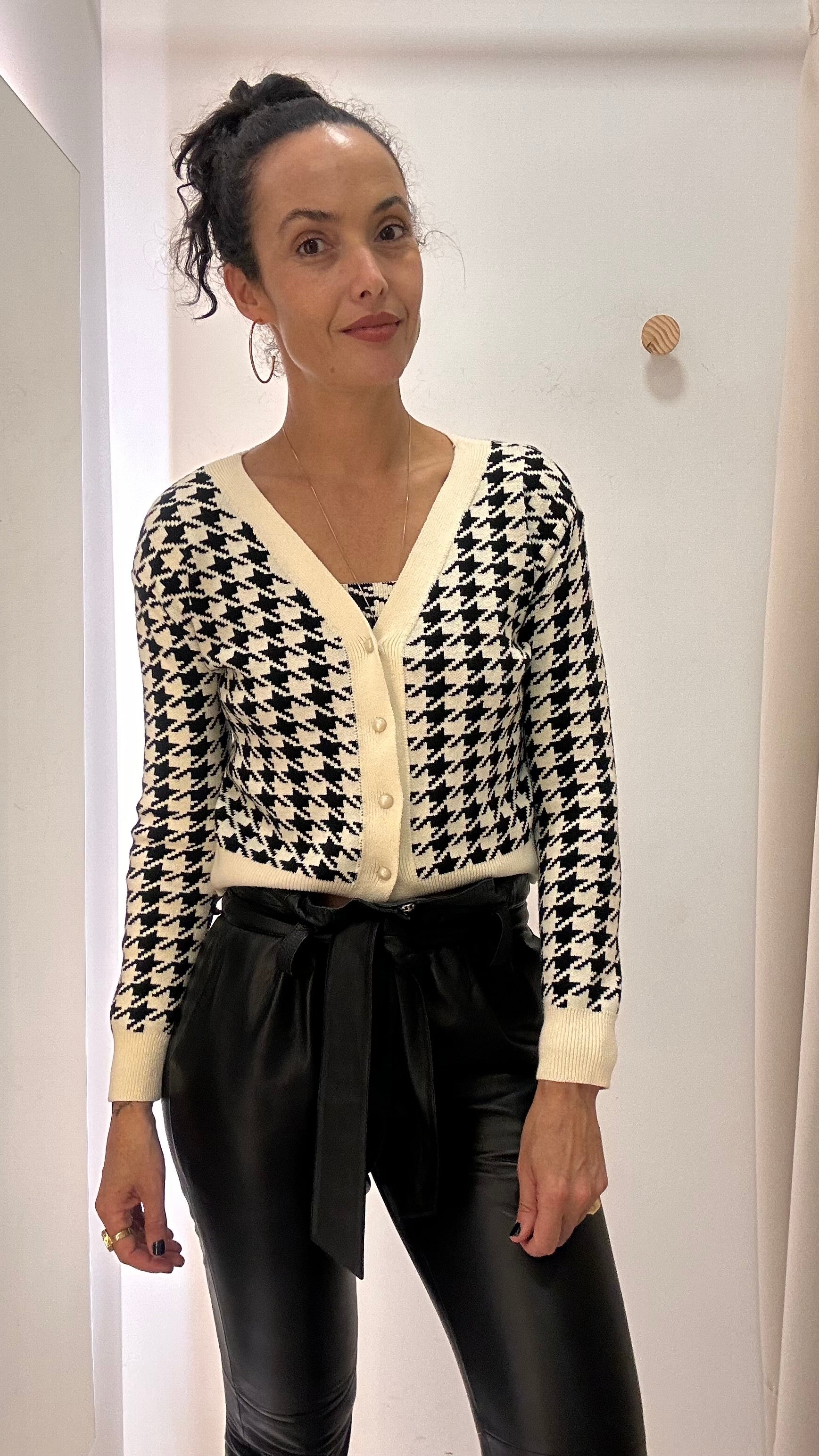 Conjunto tricot casaquinho e top