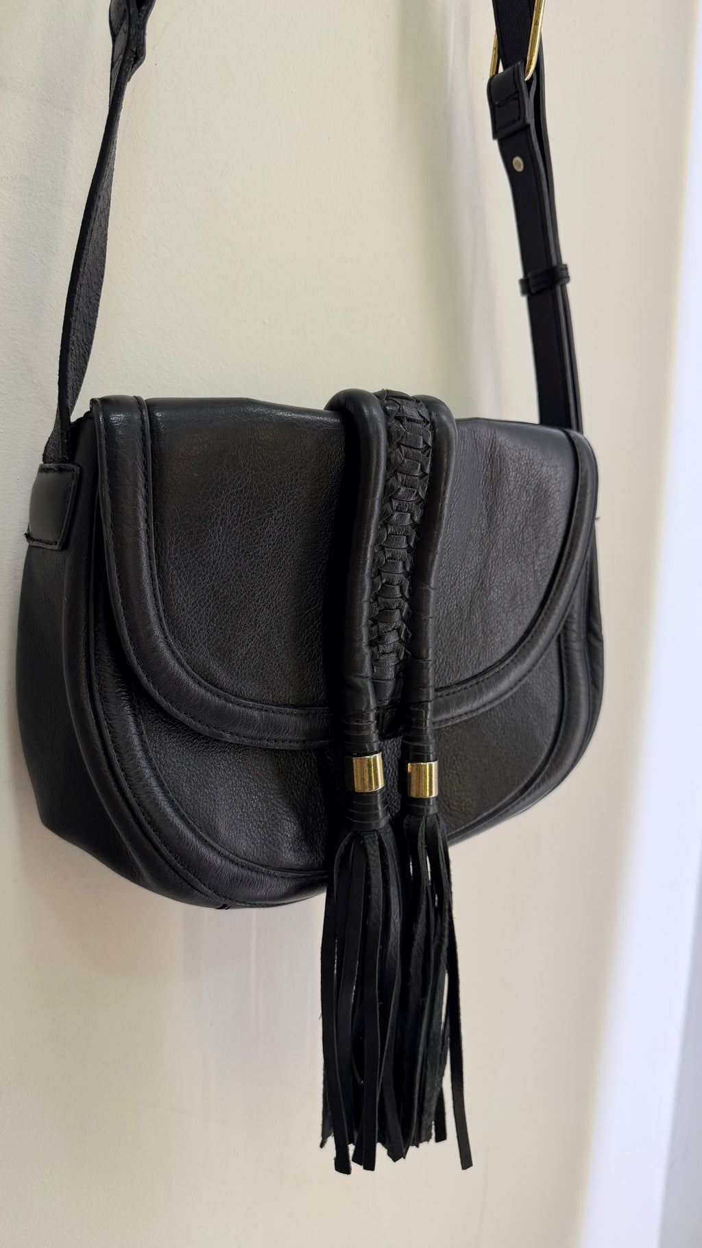 Bolsa couro Arezzo