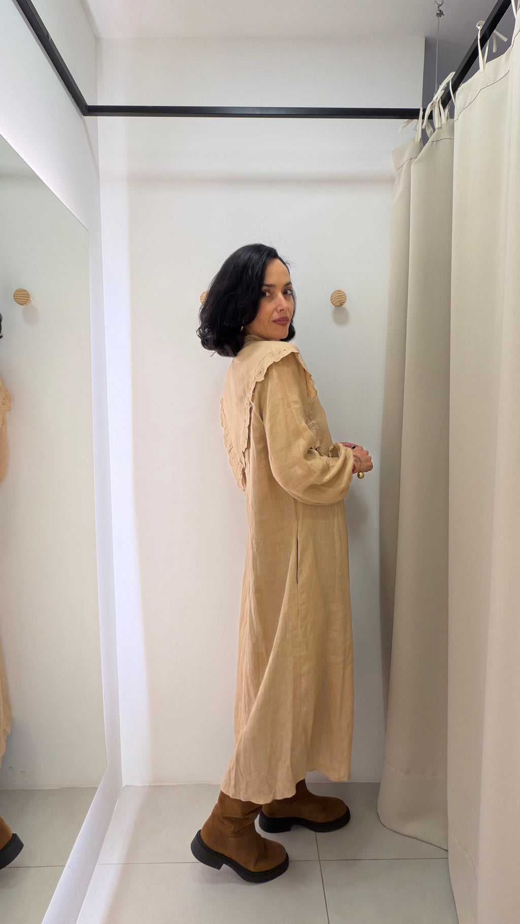 Vestido Bege 100% linho Tatho