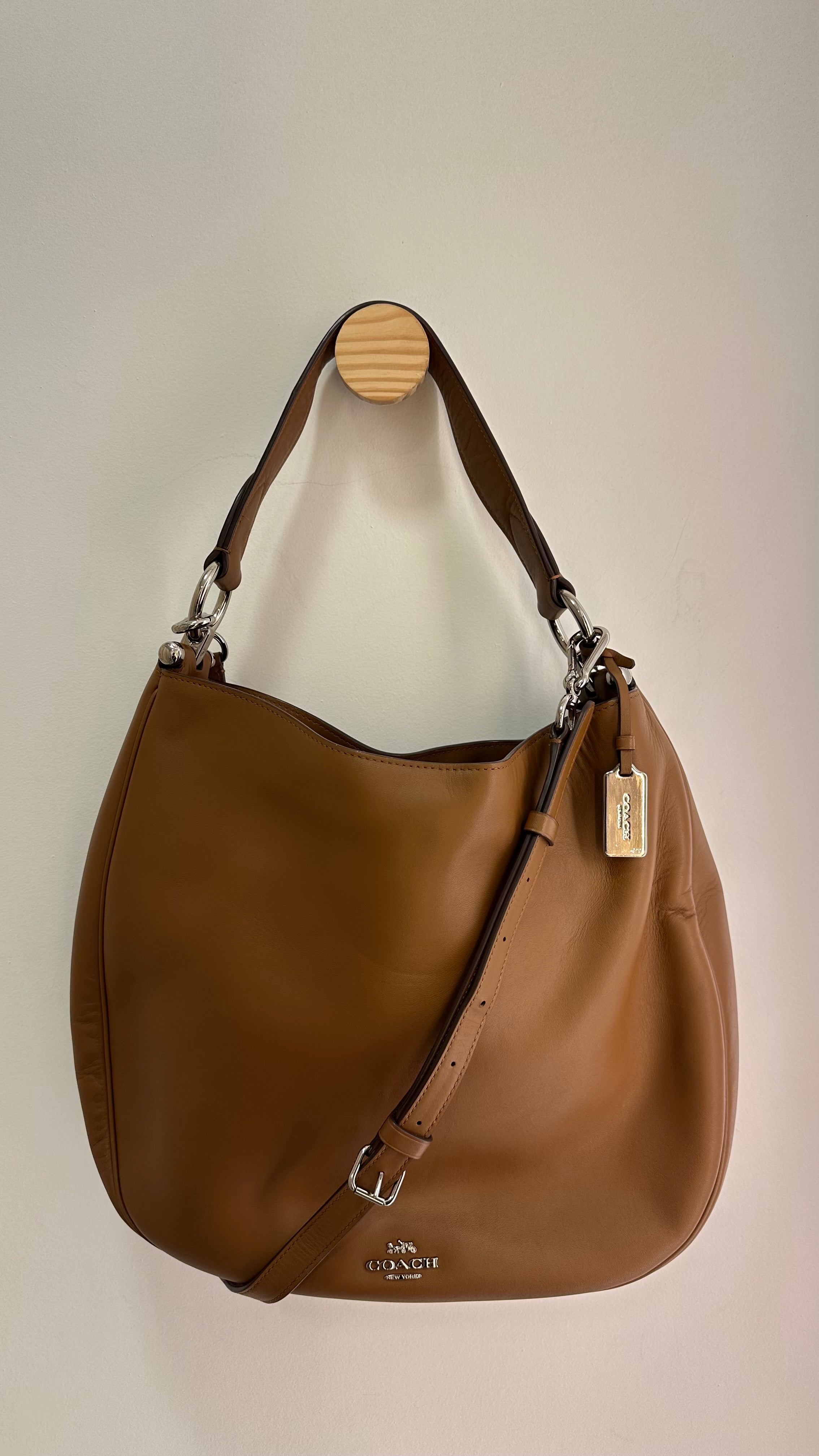 Bolsa couro Coach