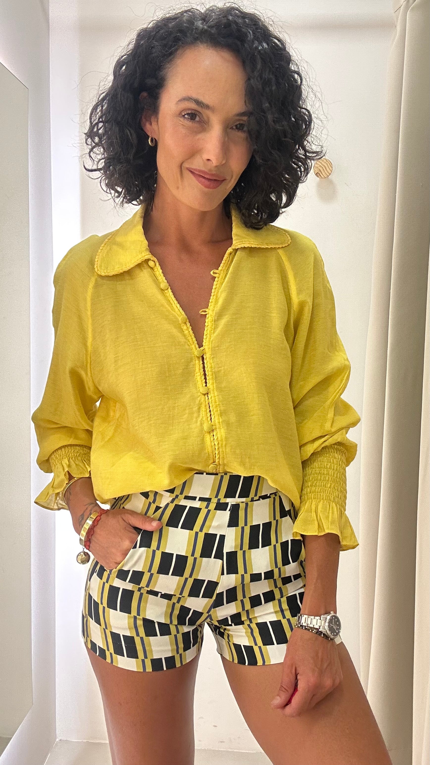 Camisa Amarela ninatton