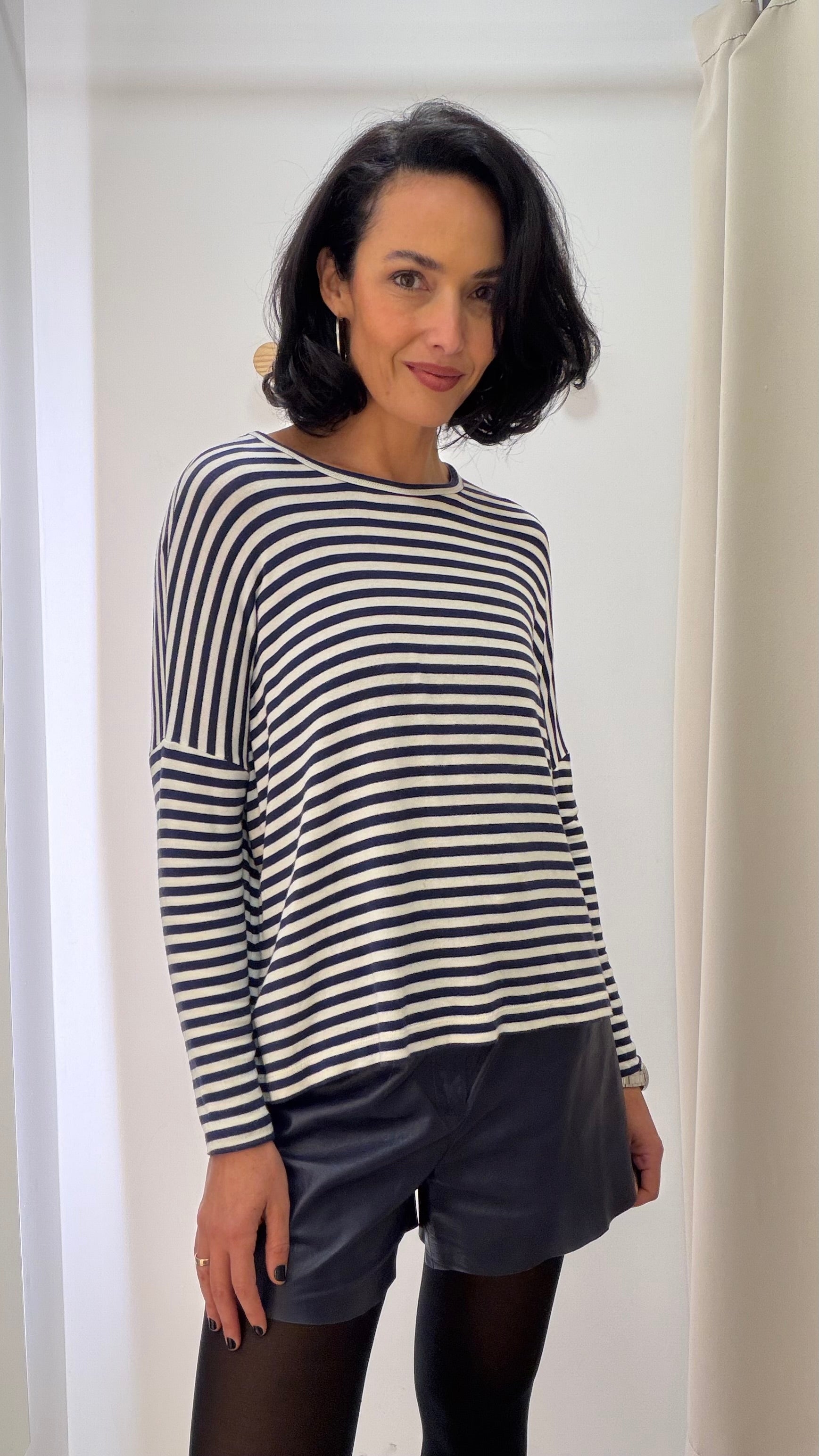 Short de Couro Azul