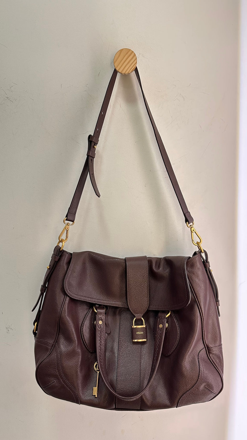 Bolsa couro vinho Arezzo