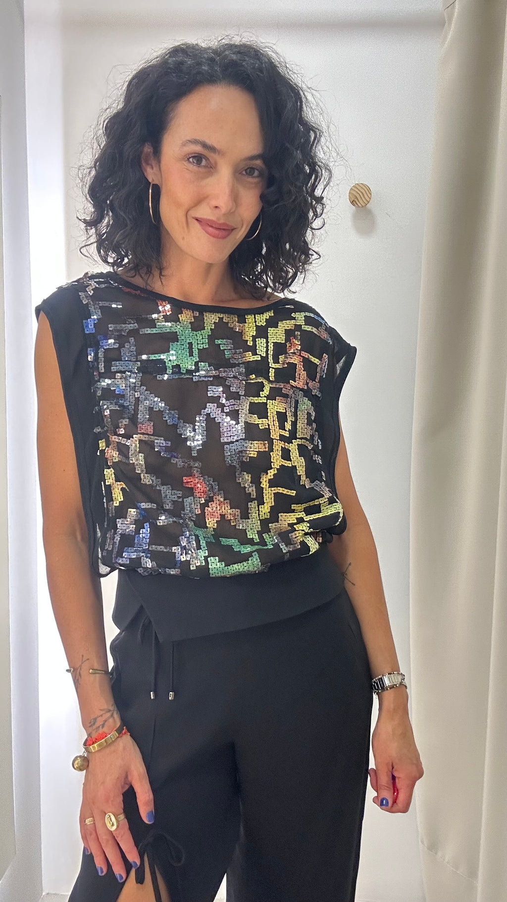 Blusa em seda e paetê