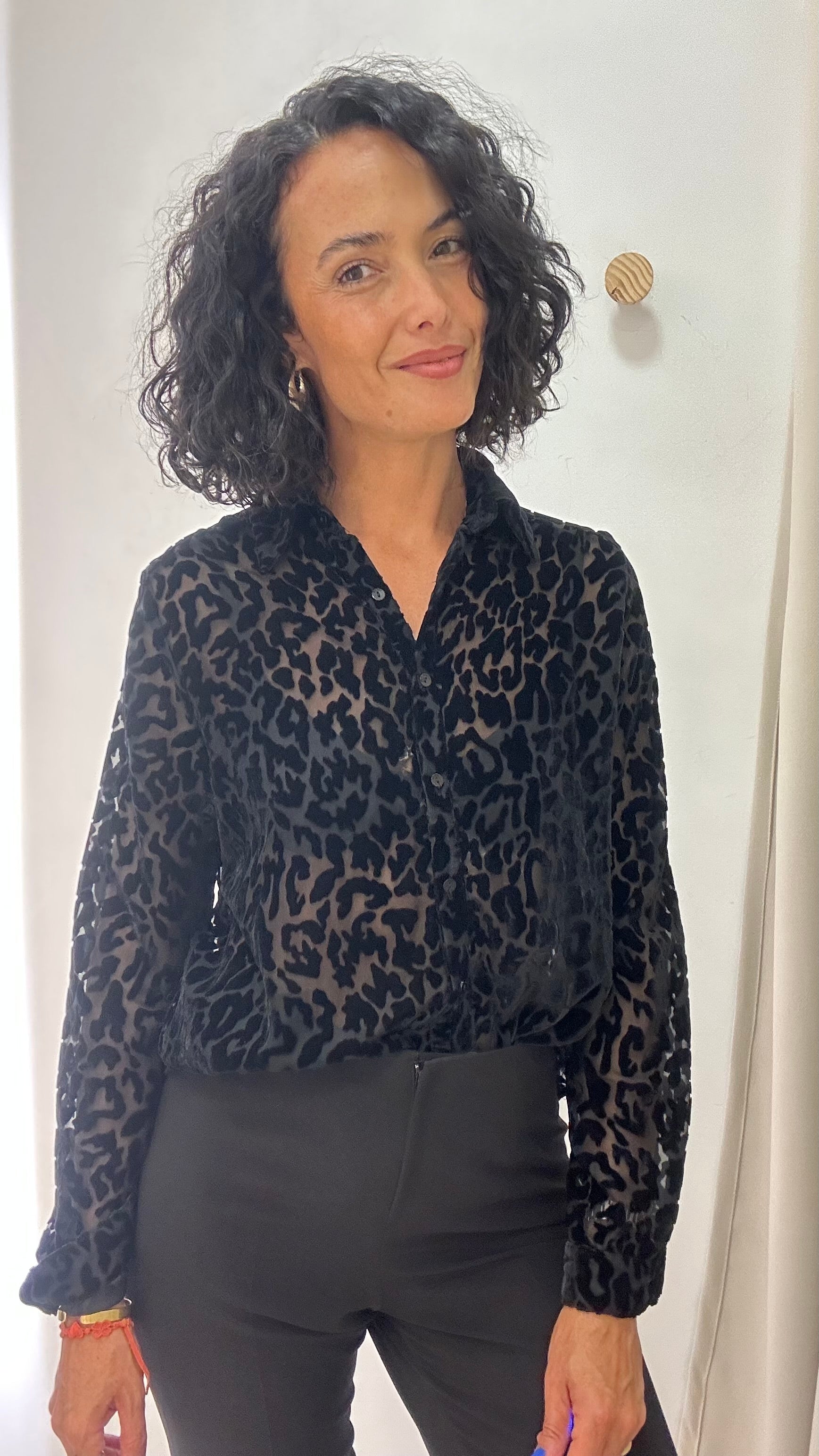 Camisa Preta Animal Print Iodice