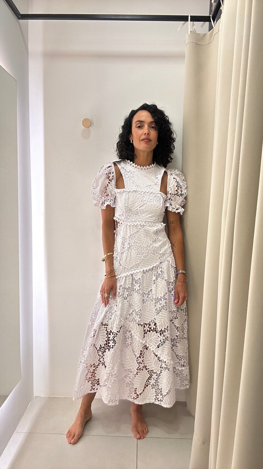 Vestido Branco em Broderie e Guipir