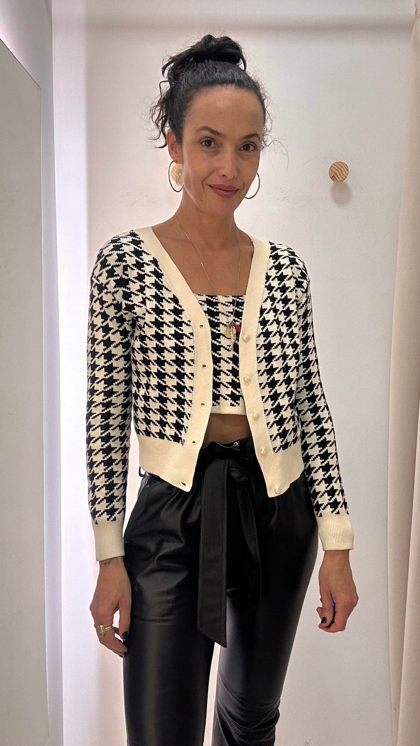 Conjunto tricot casaquinho e top