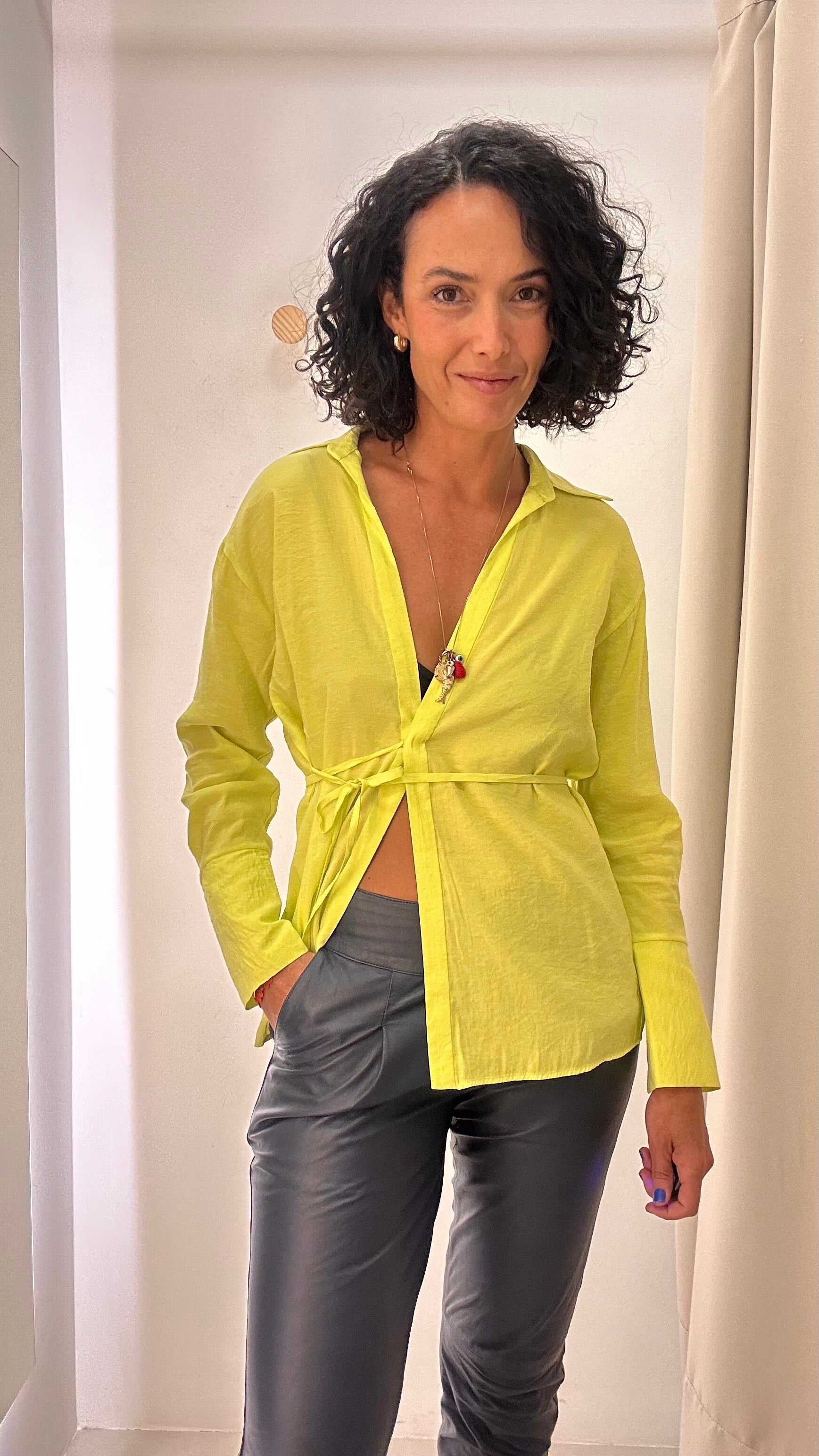 Calça de Couro Cris Capoani