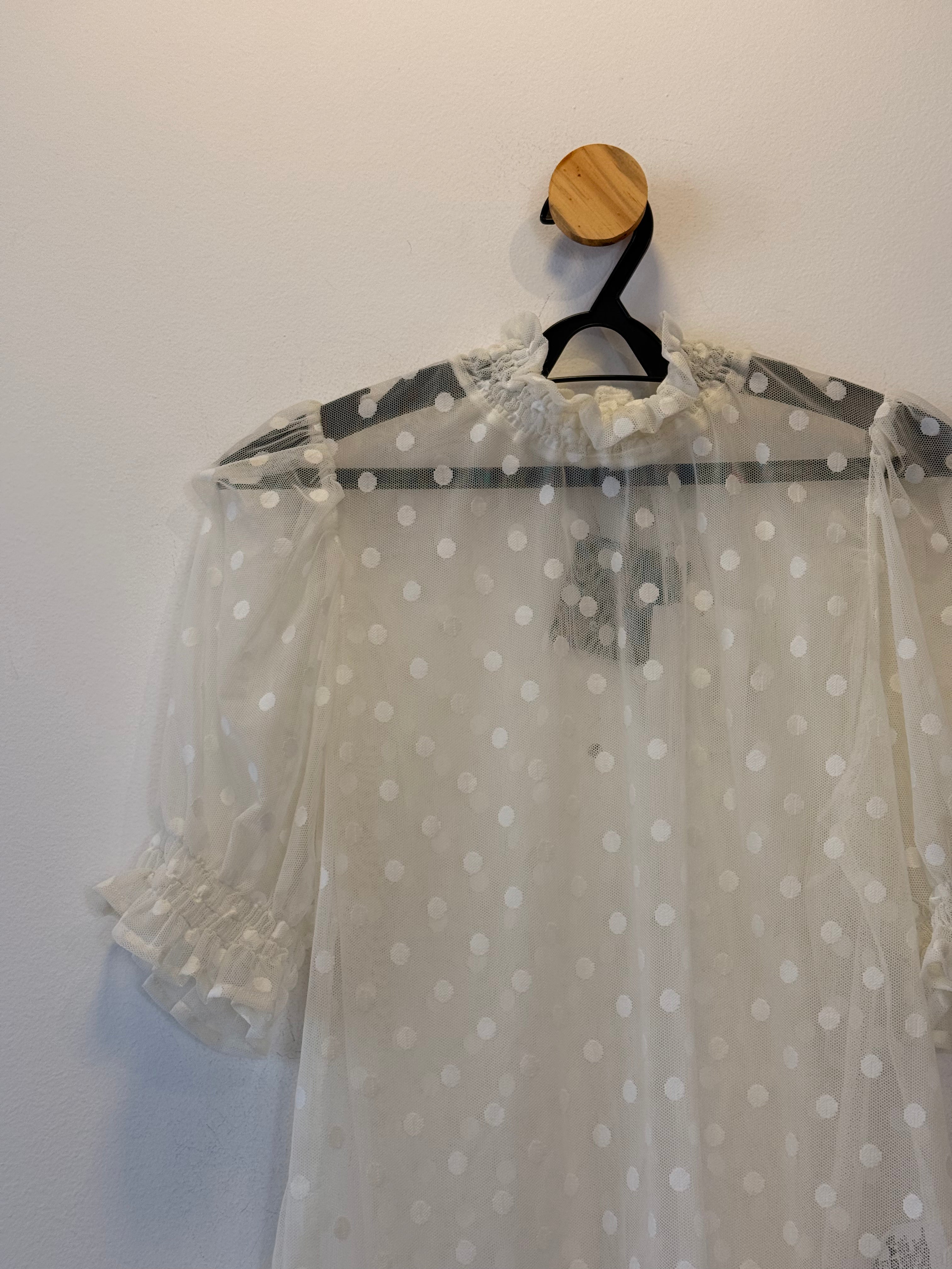 Blusa Transpartente Poá