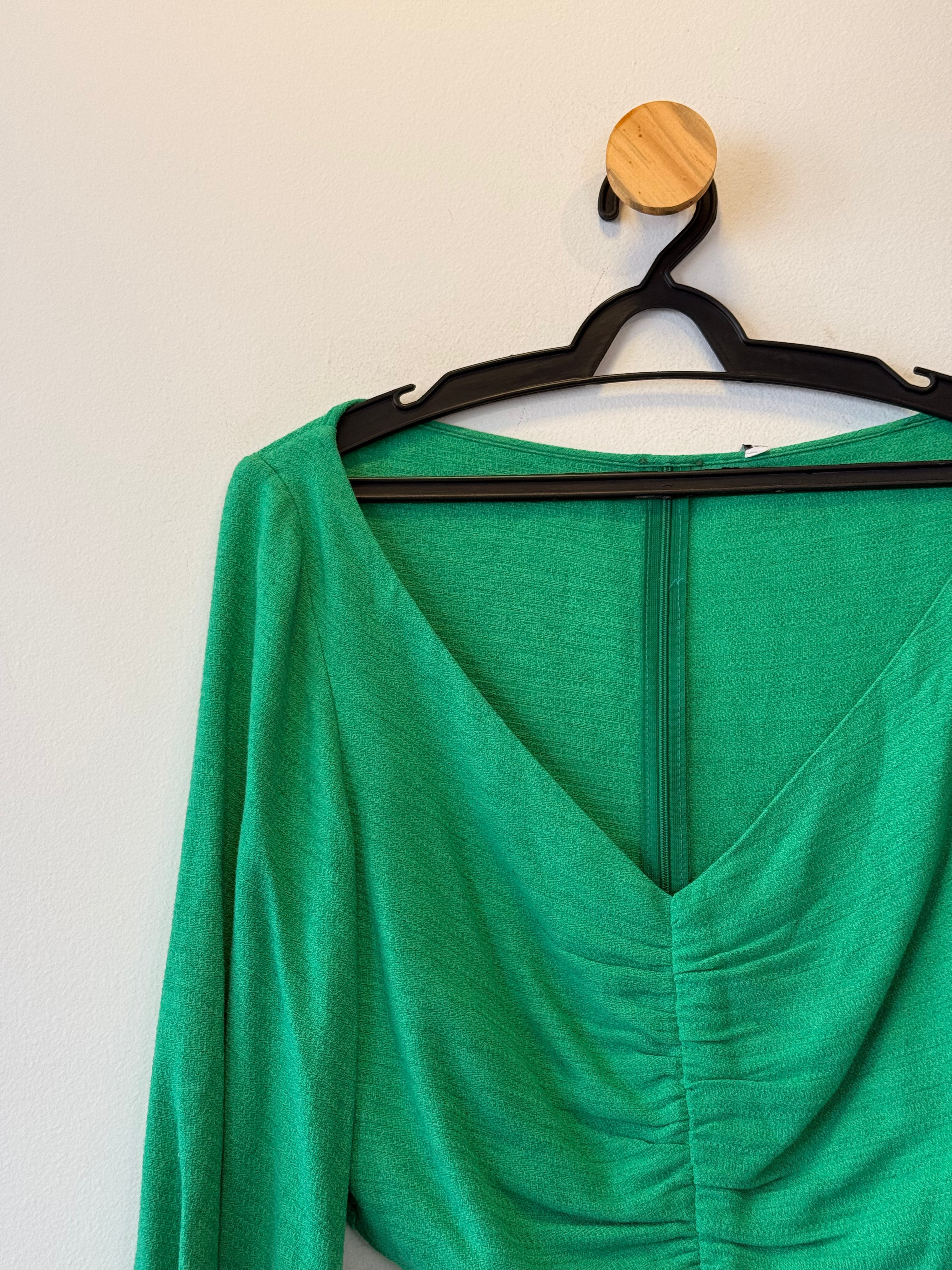 Cropped Verde Manga Bufante