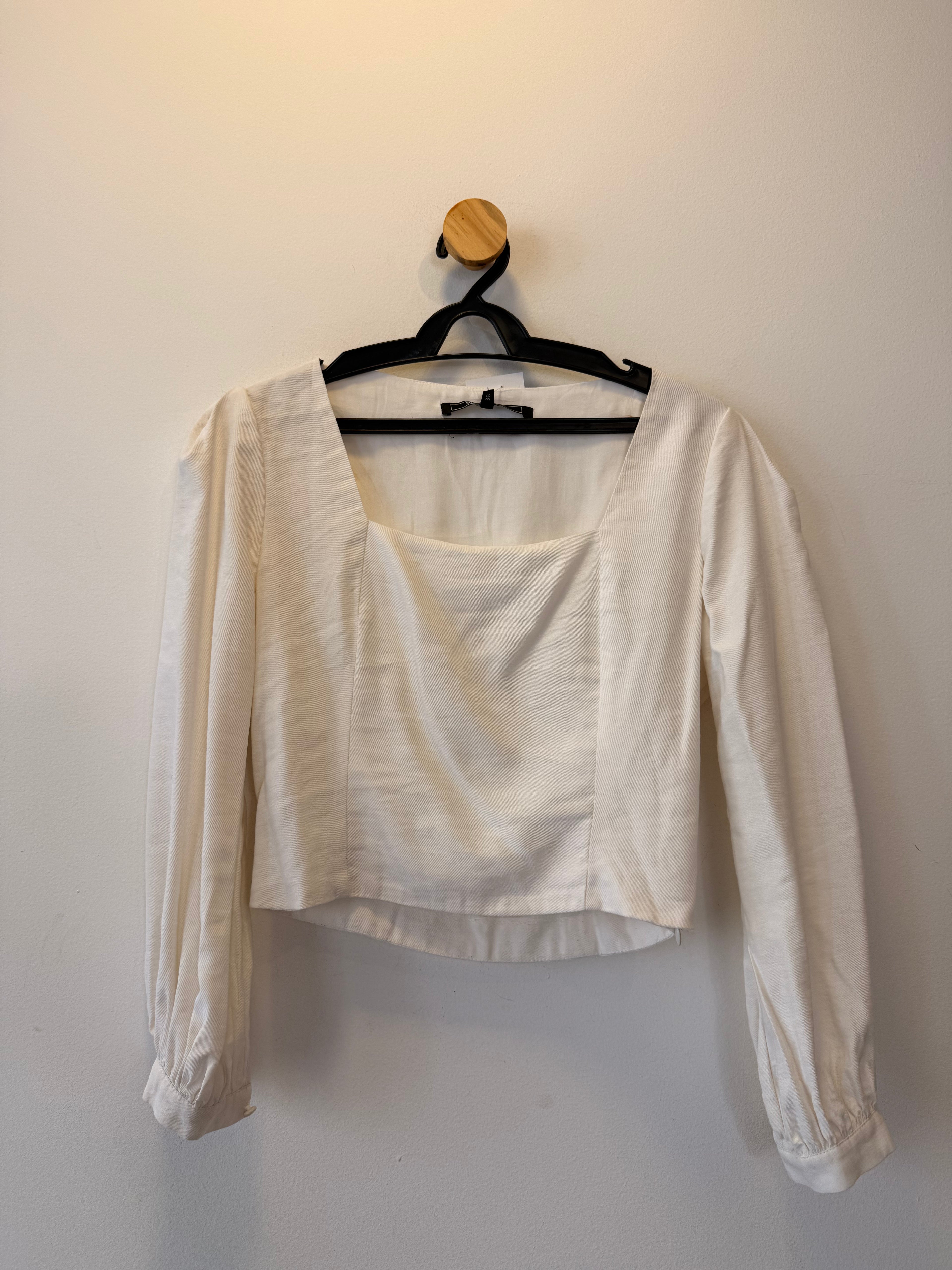 Cropped Branco Manga Longa Shoulder