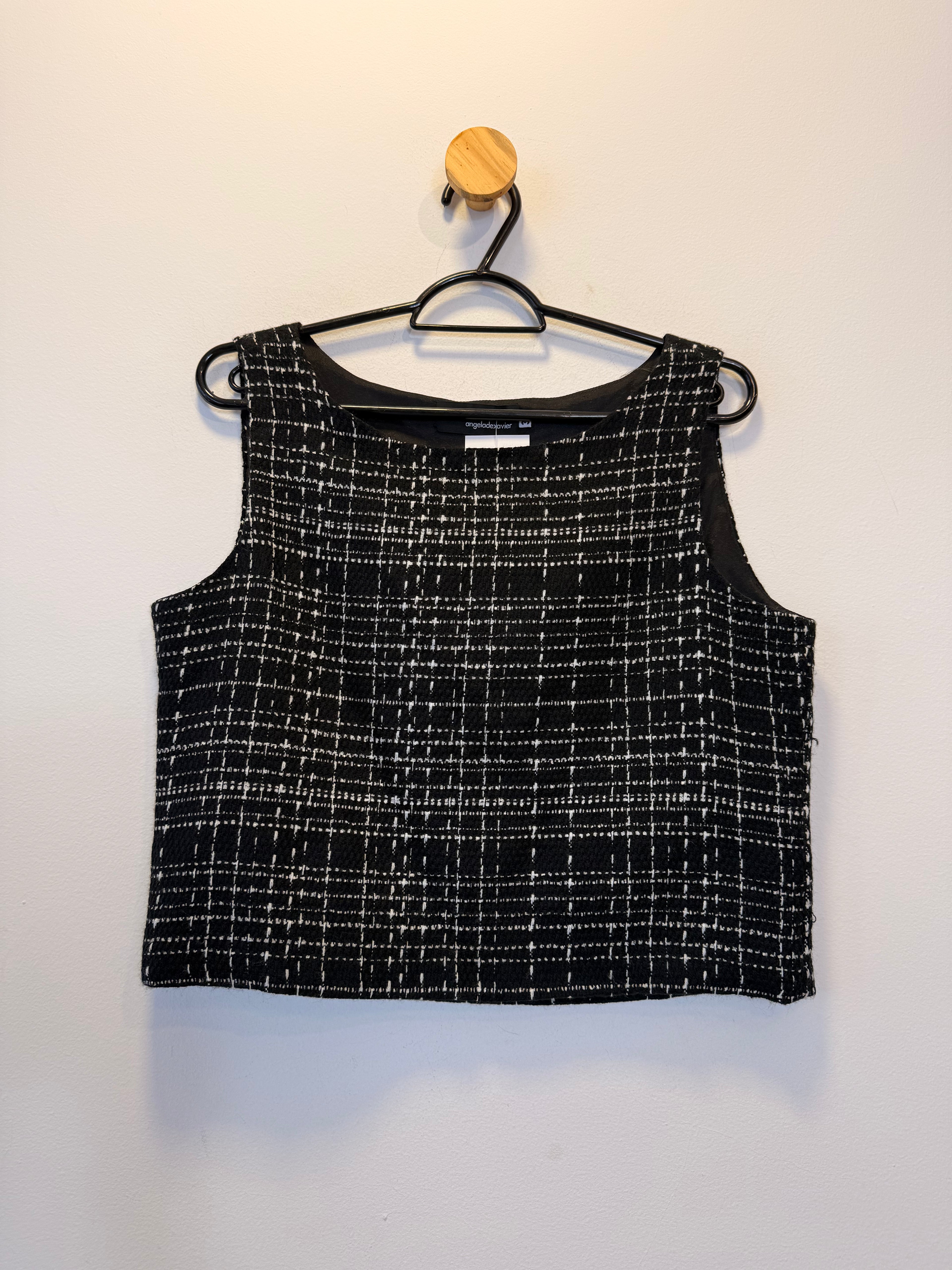 Cropped Preto Angela de Xavier