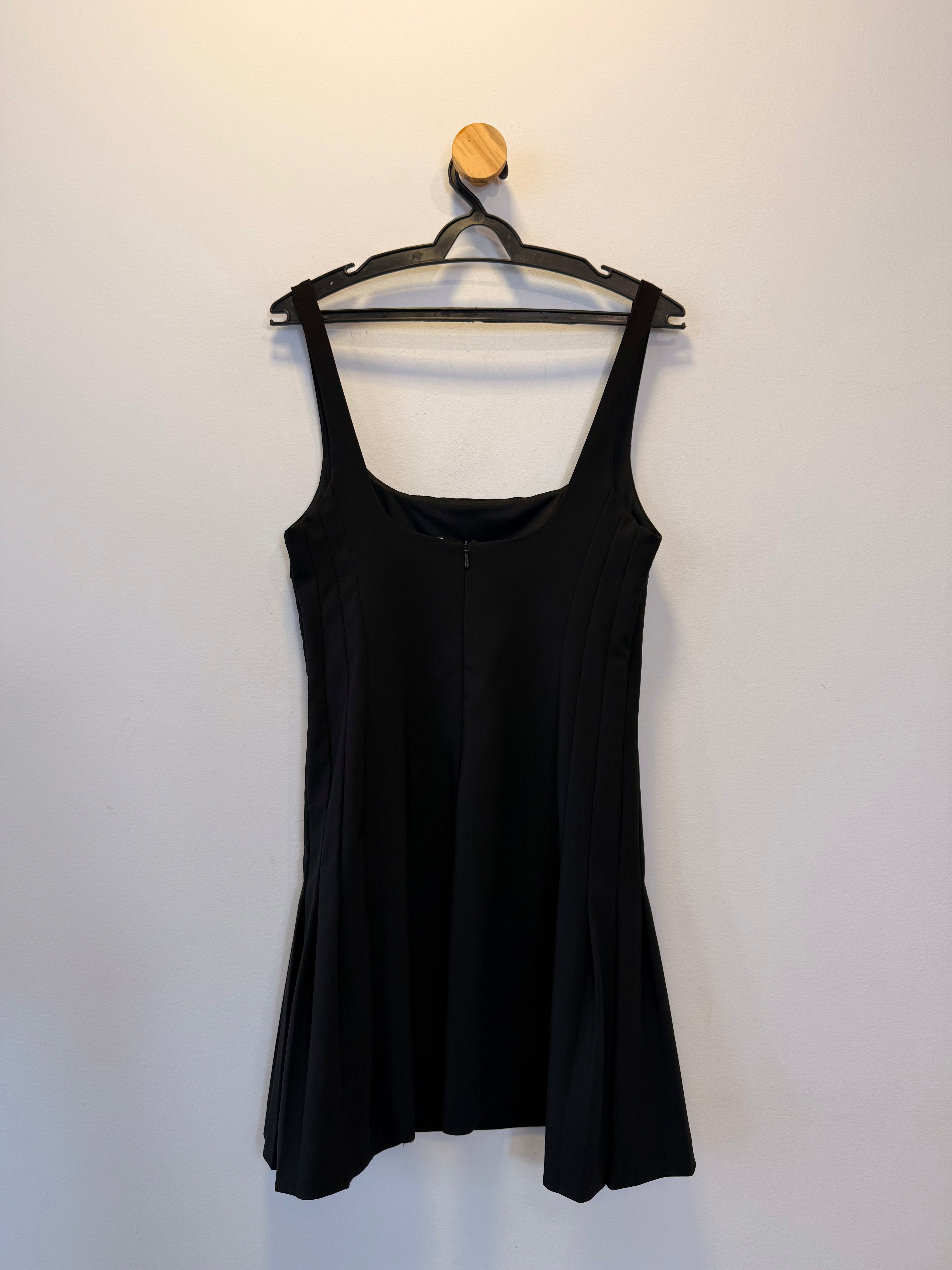 Vestido Curto Preto Zara