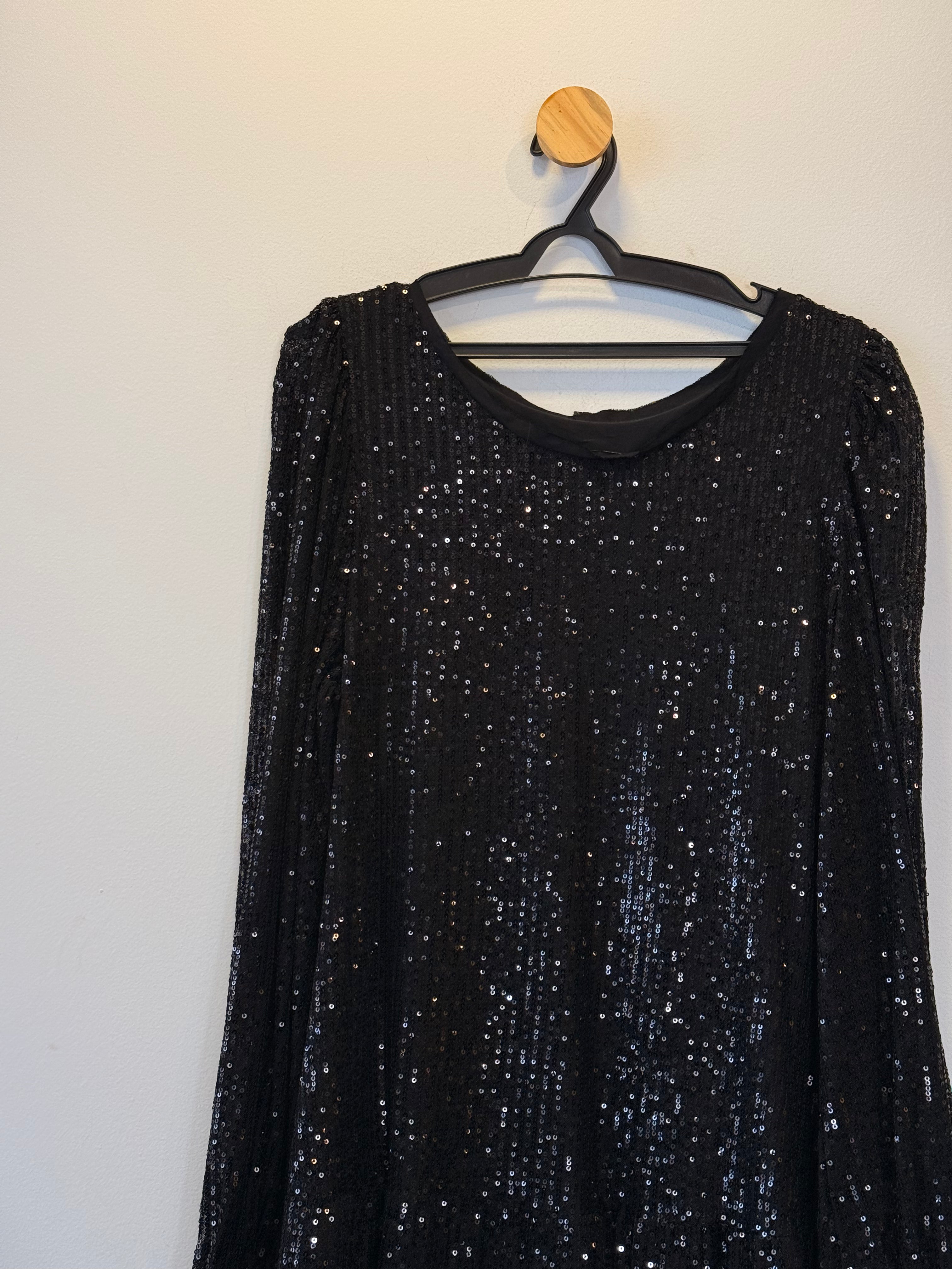 Vestido de Festa Paetê Preto