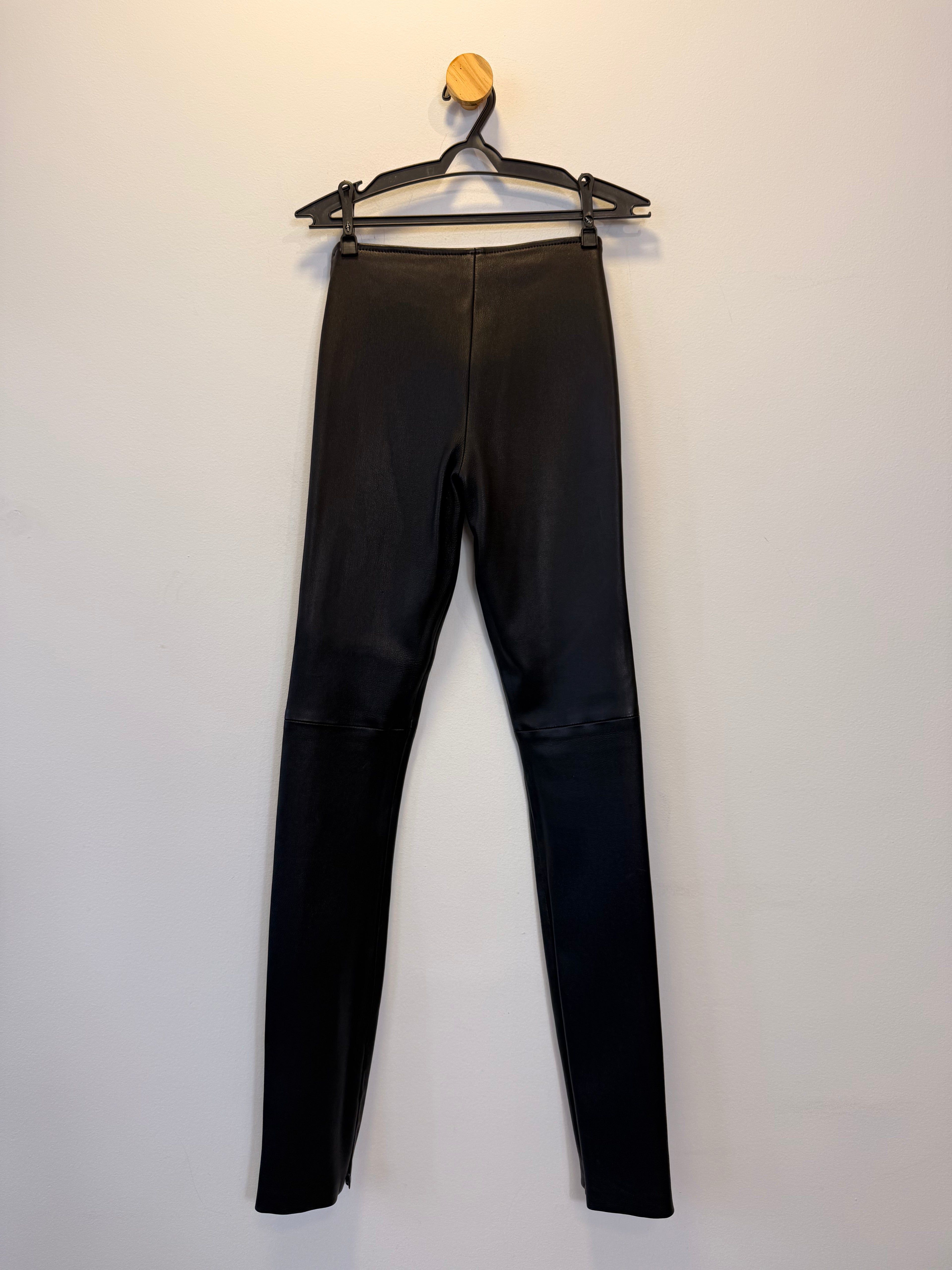 Calça de Couro Preta