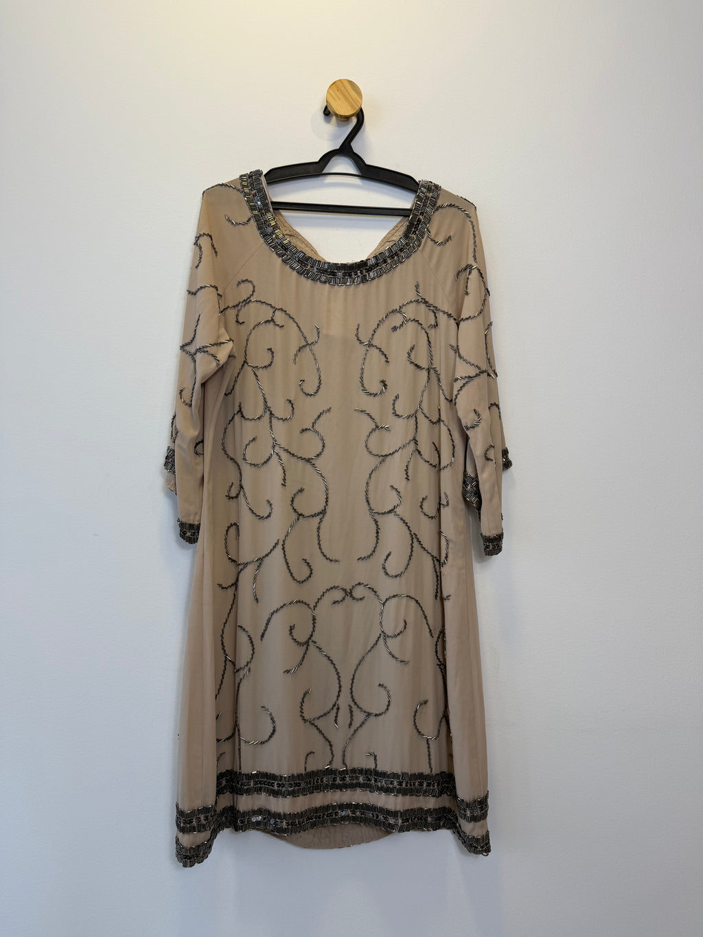 Vestido Curto Bordado