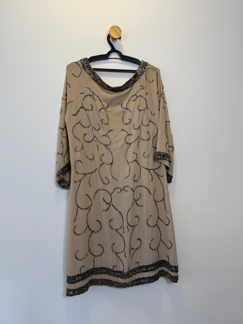 Vestido Curto Bordado
