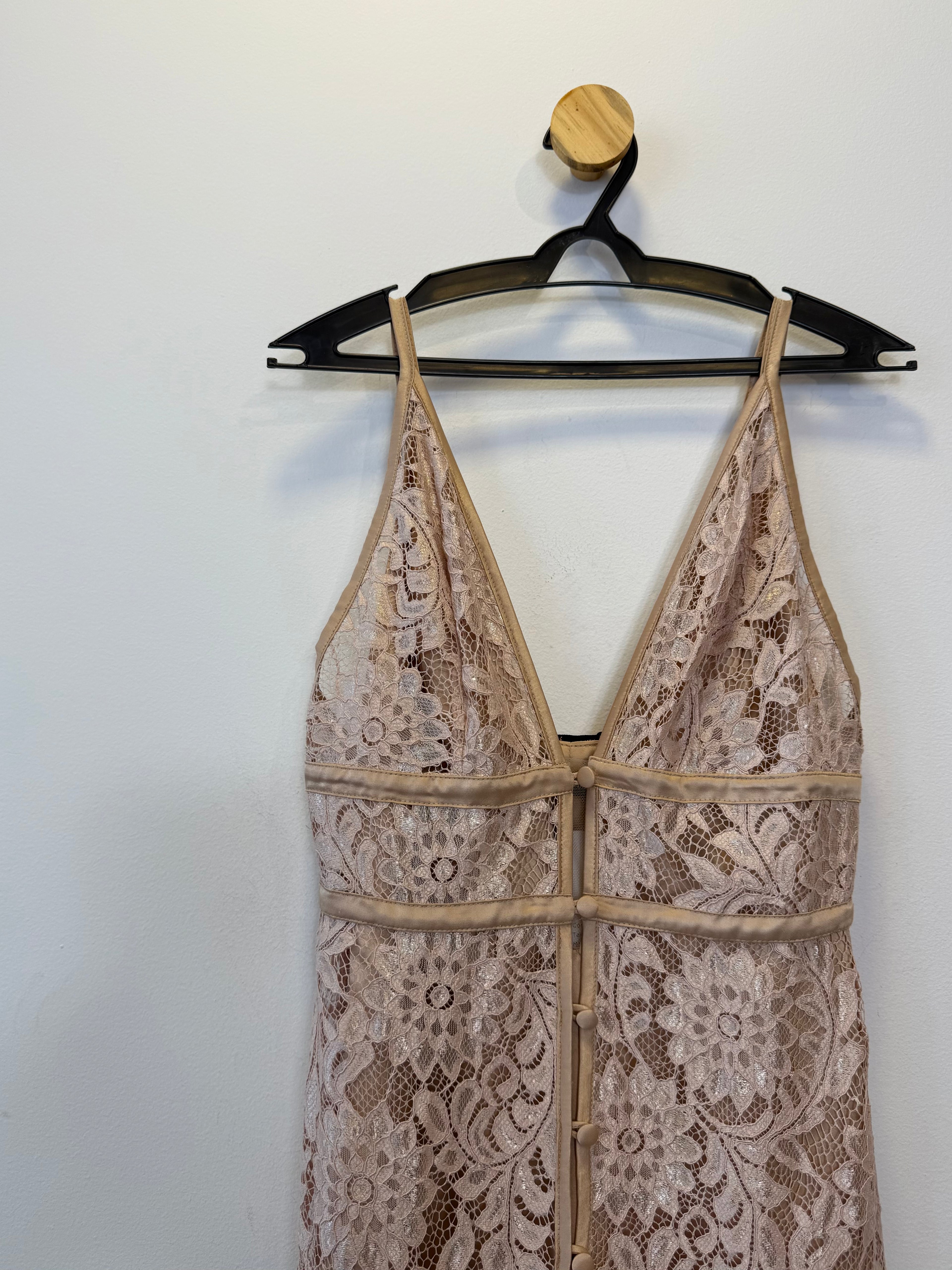 Vestido de Festa  em Renda Longo com Cauda de Sereia