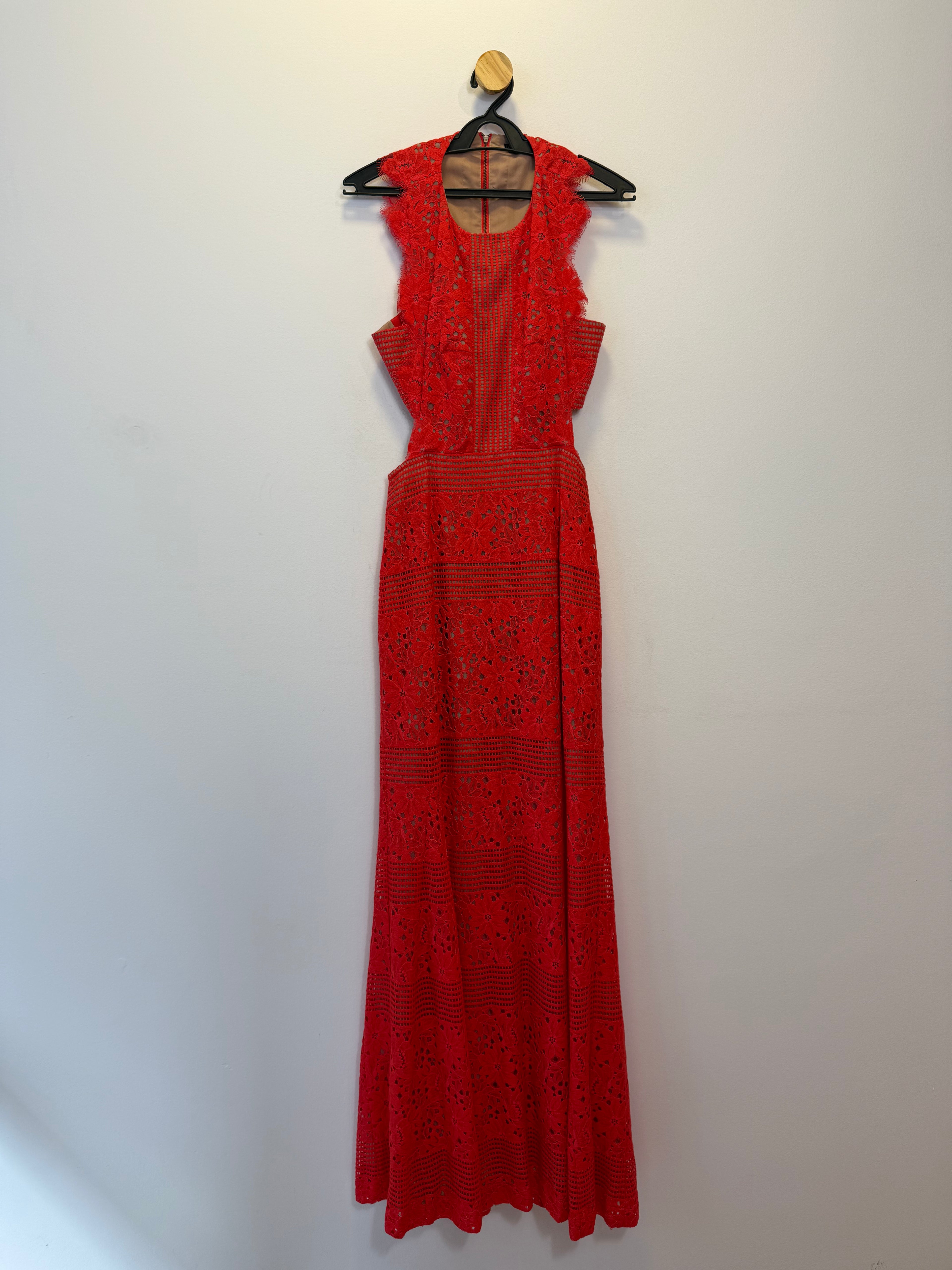 Vestido Longo Vermelho em Renda