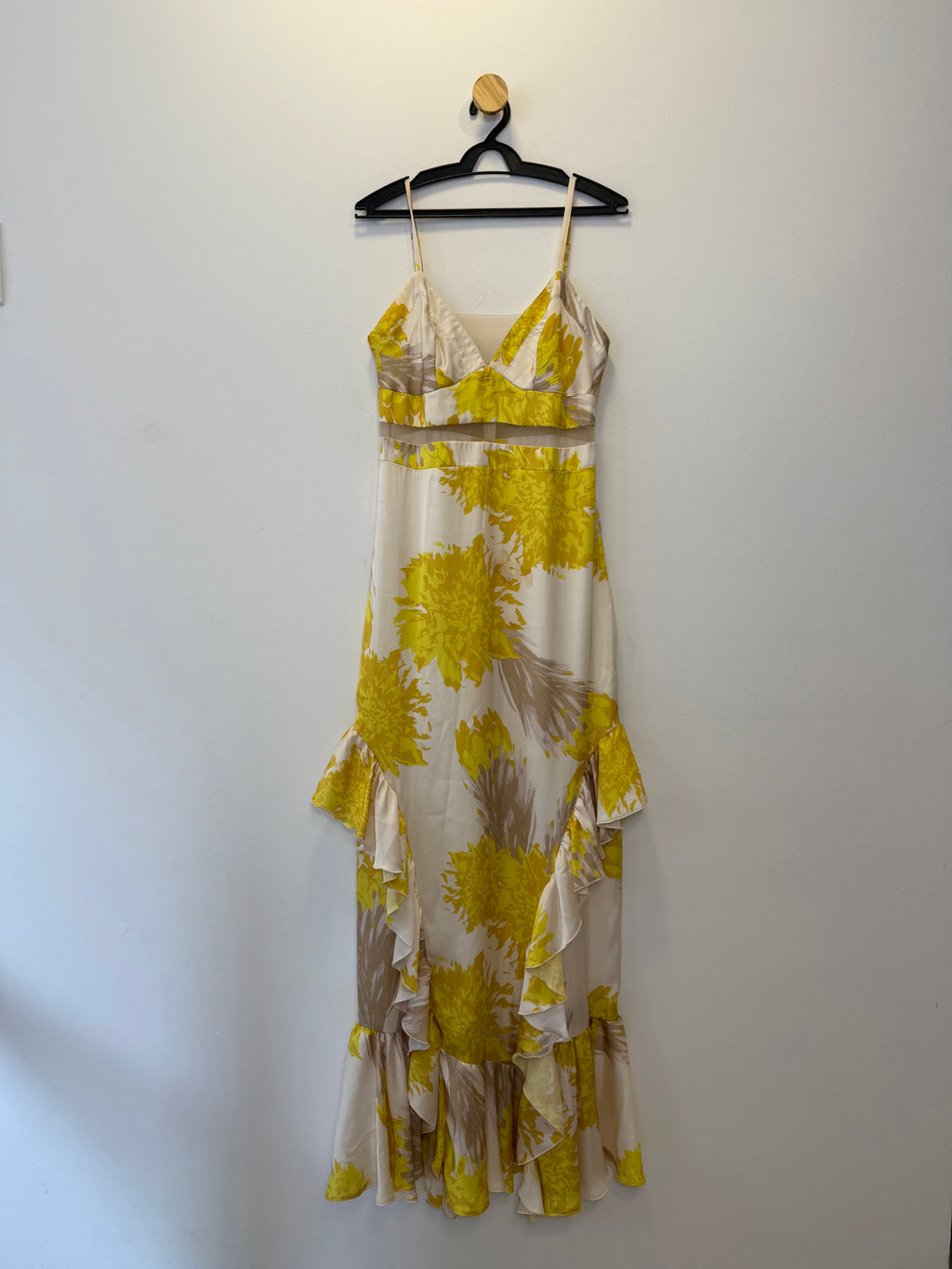 Vestido Branco com Floral Amarelo