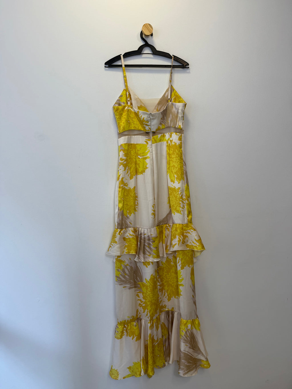 Vestido Branco com Floral Amarelo