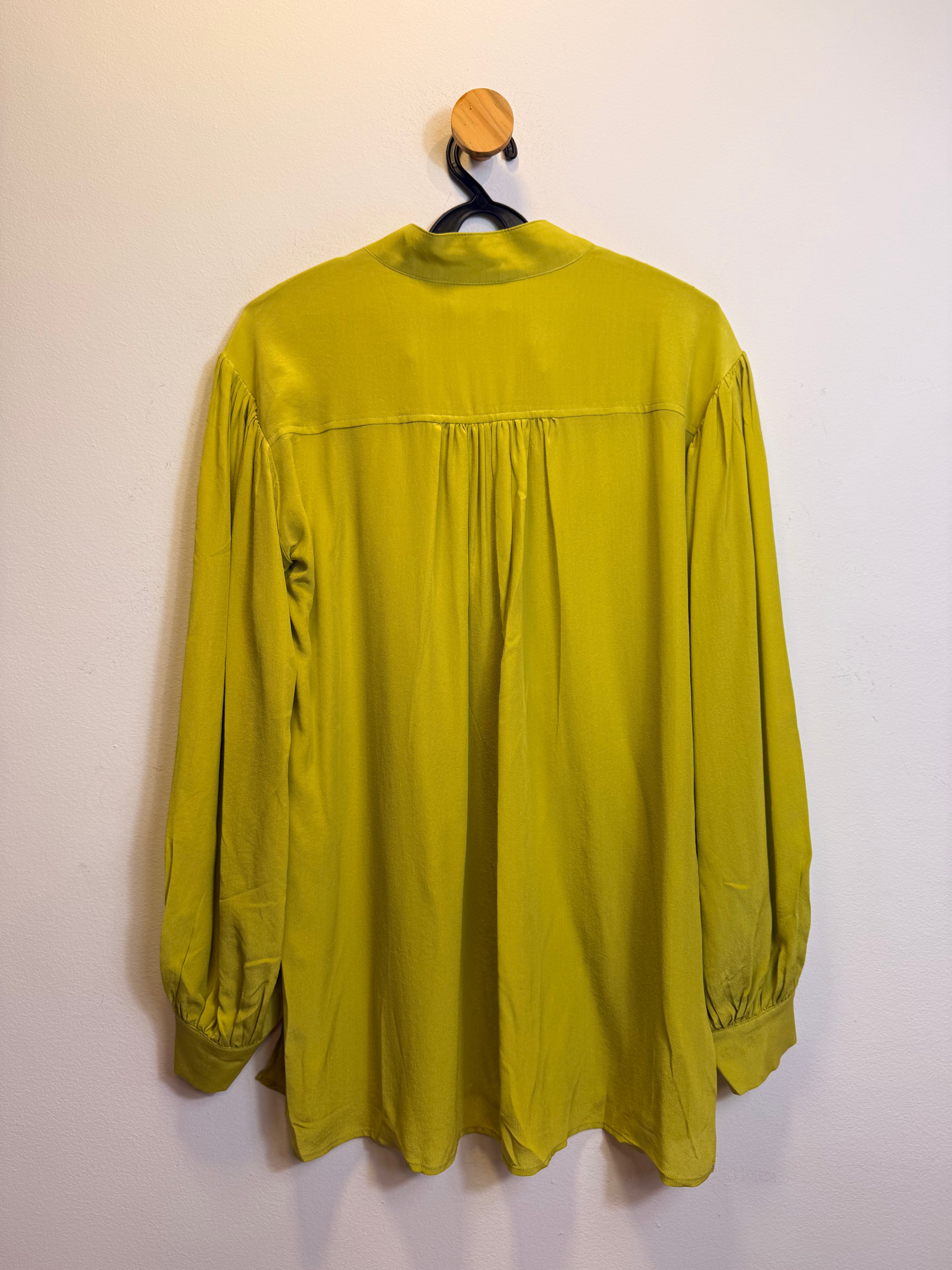 Camisa Verde Seda D-Gaia