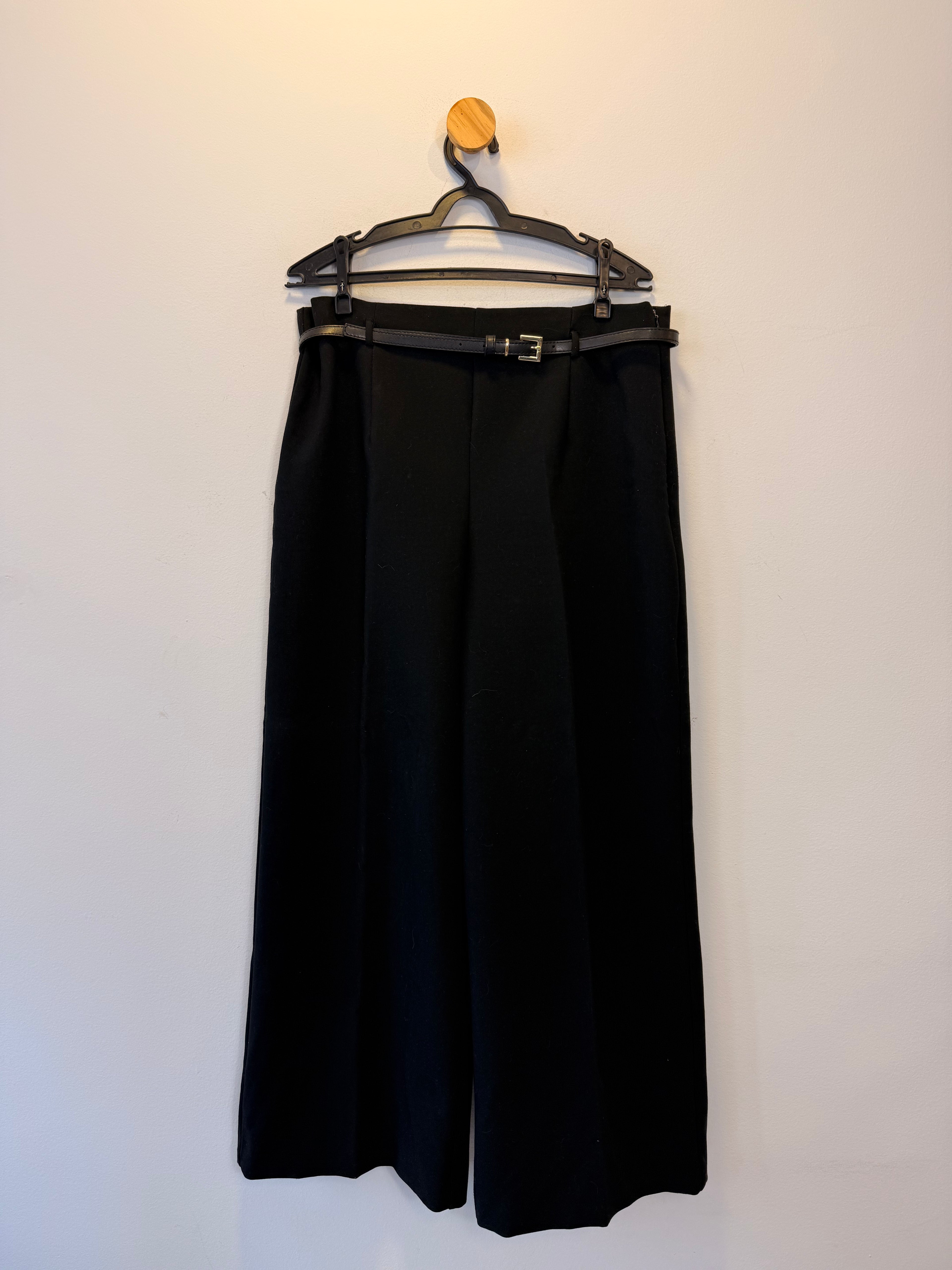 Calça Preta Zara com Cinto