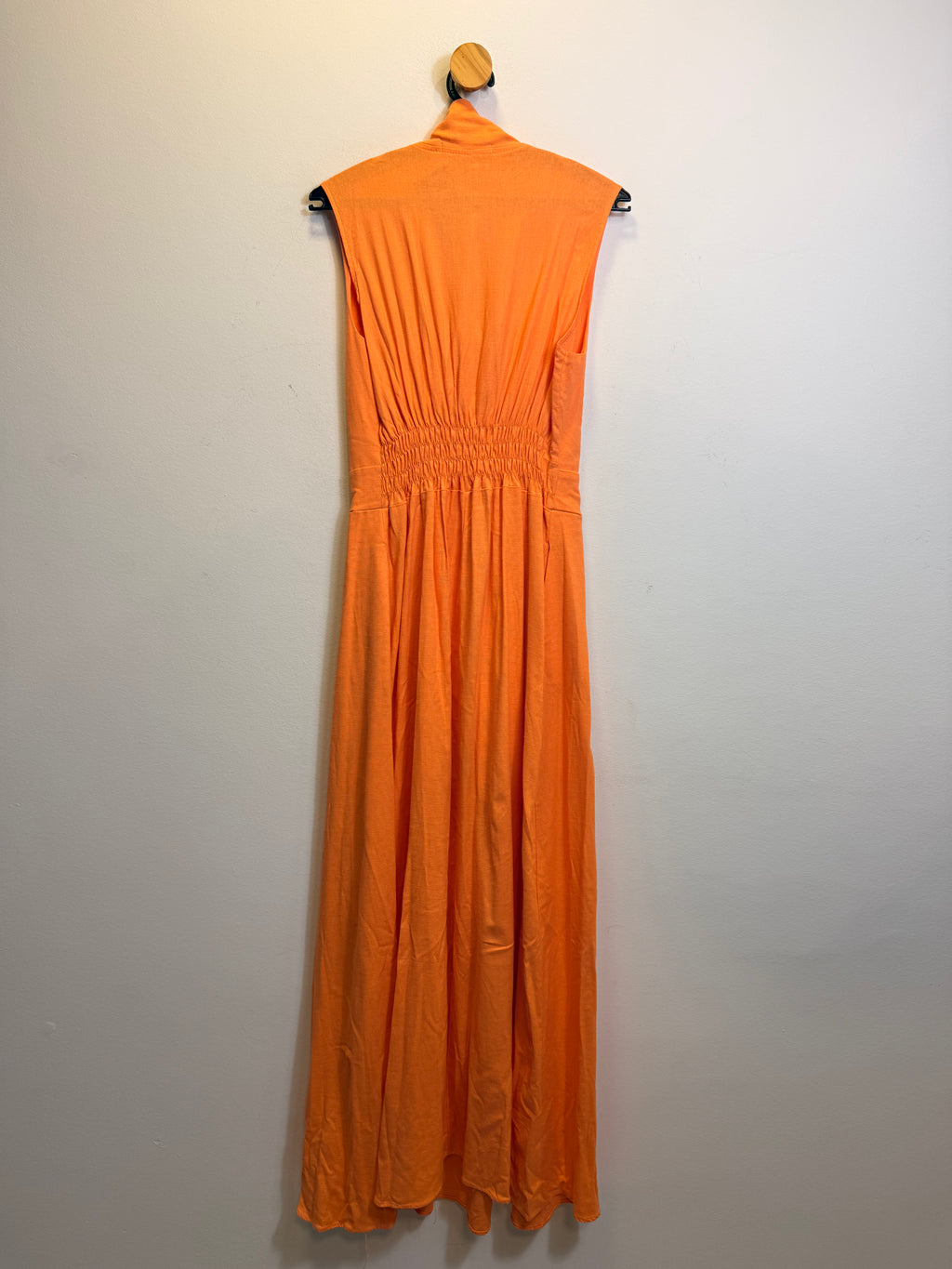 Vestido Laranja Cor da Roupa