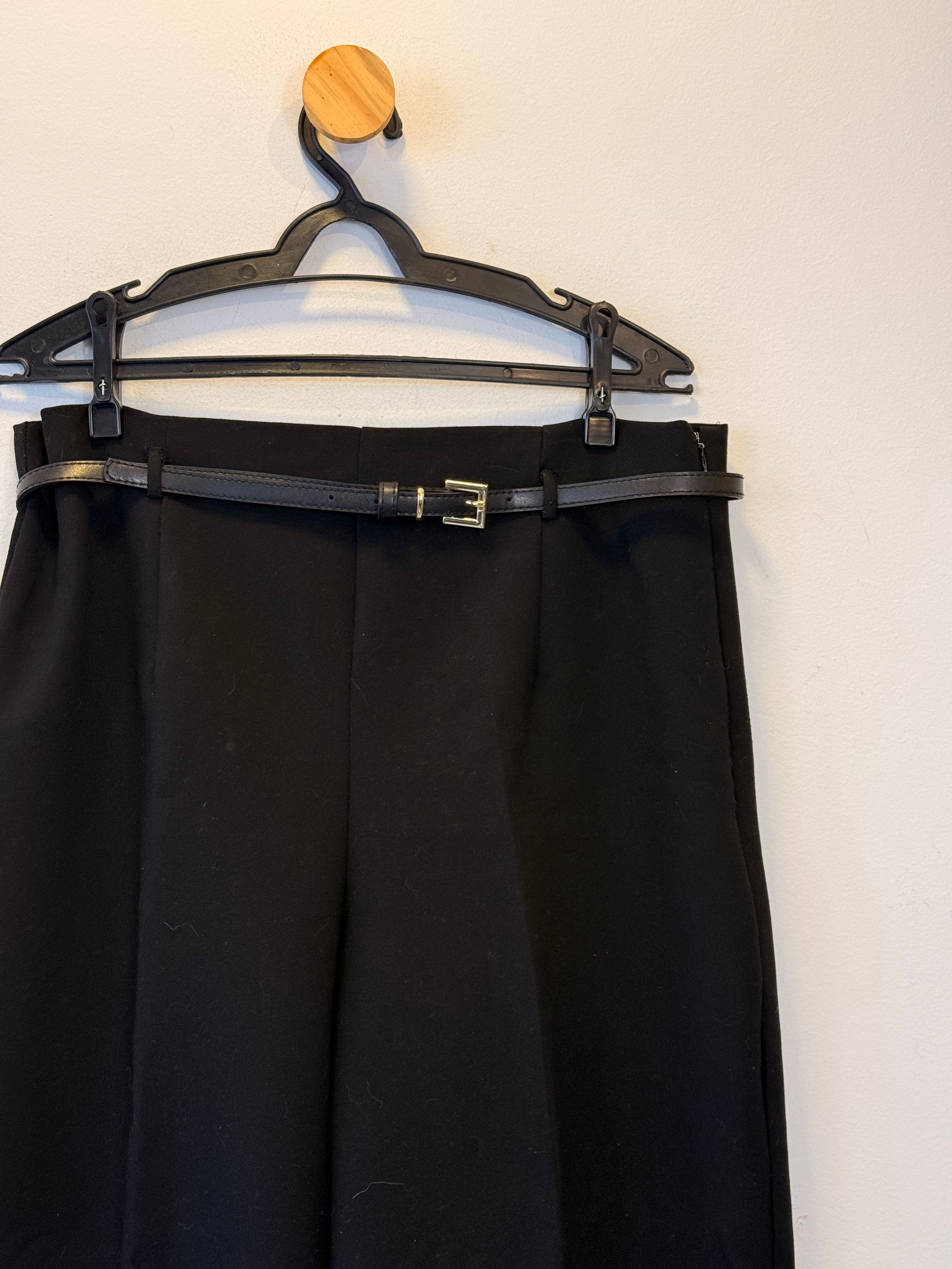 Calça Preta Zara com Cinto