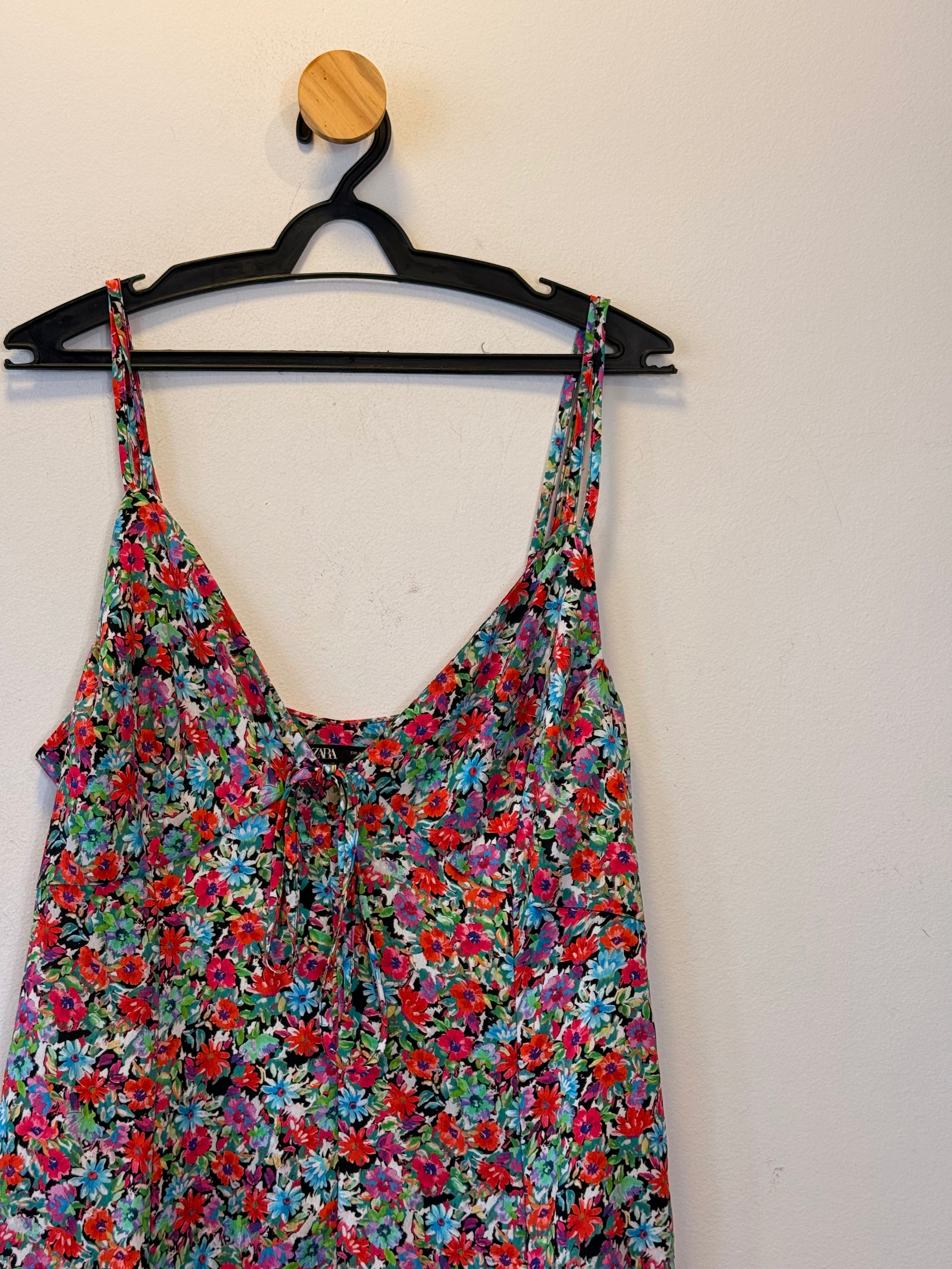 Vestido Estampa Floral Zara