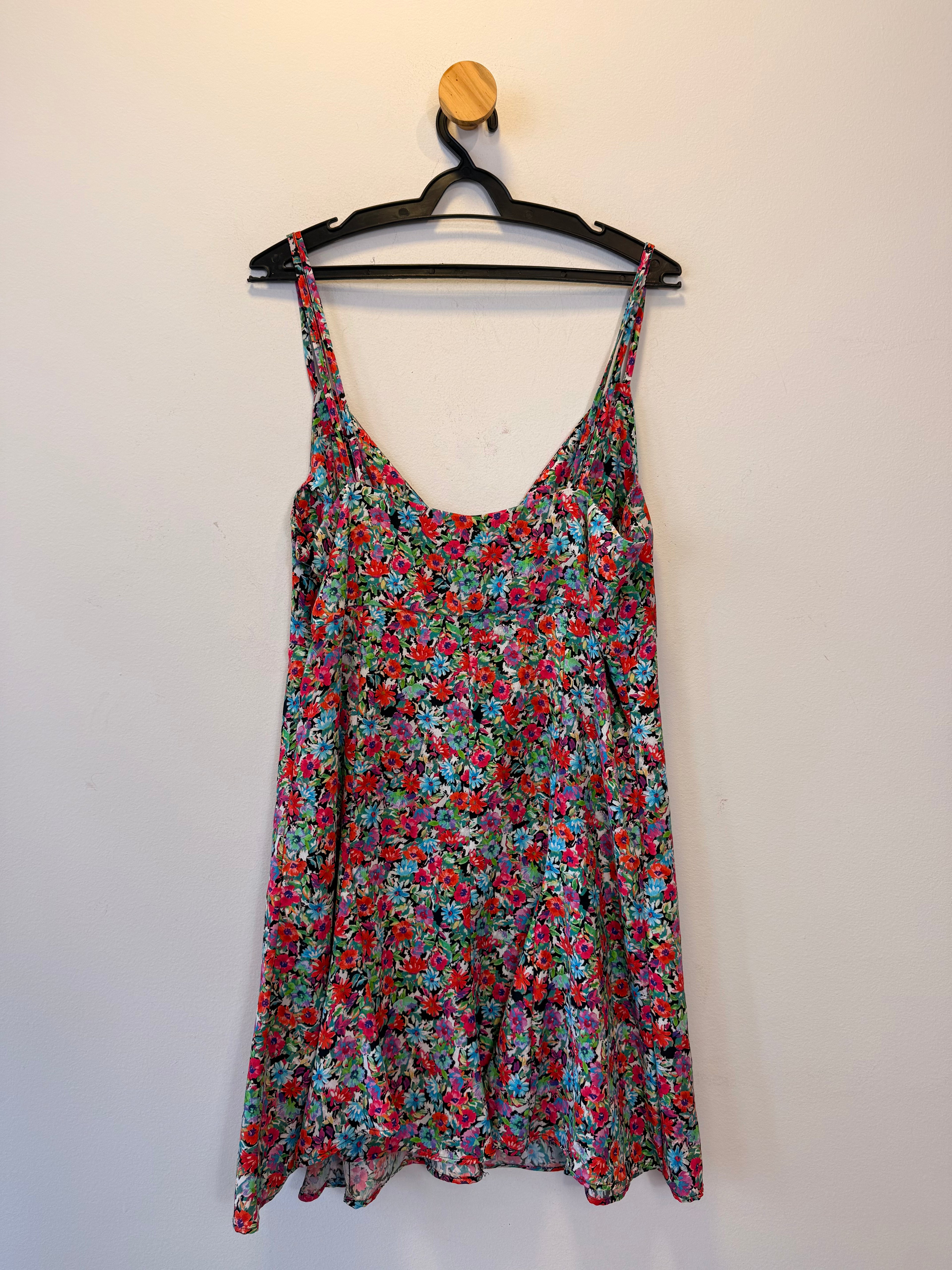 Vestido Estampa Floral Zara