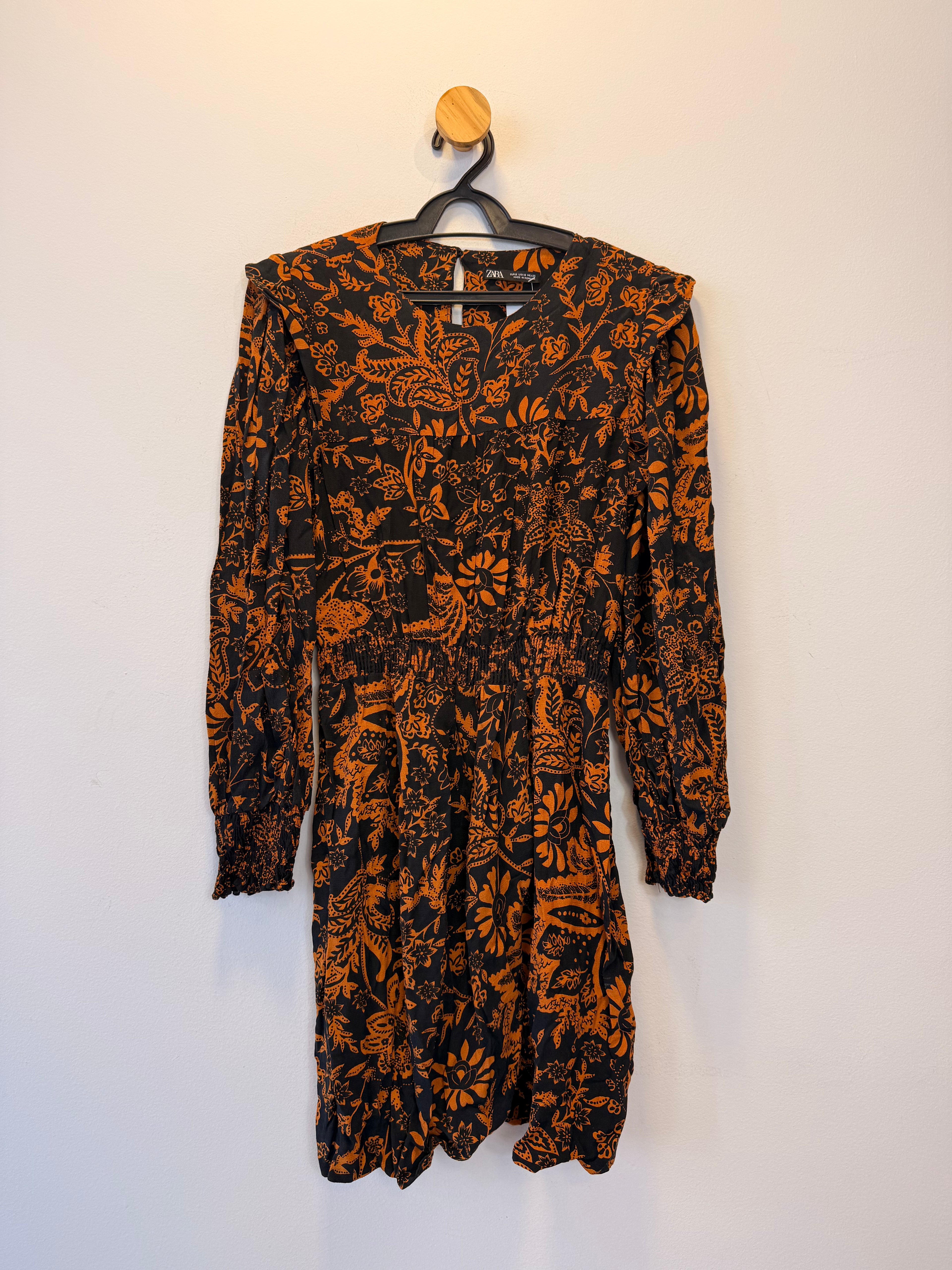 Vestido Estampa Floral Zara