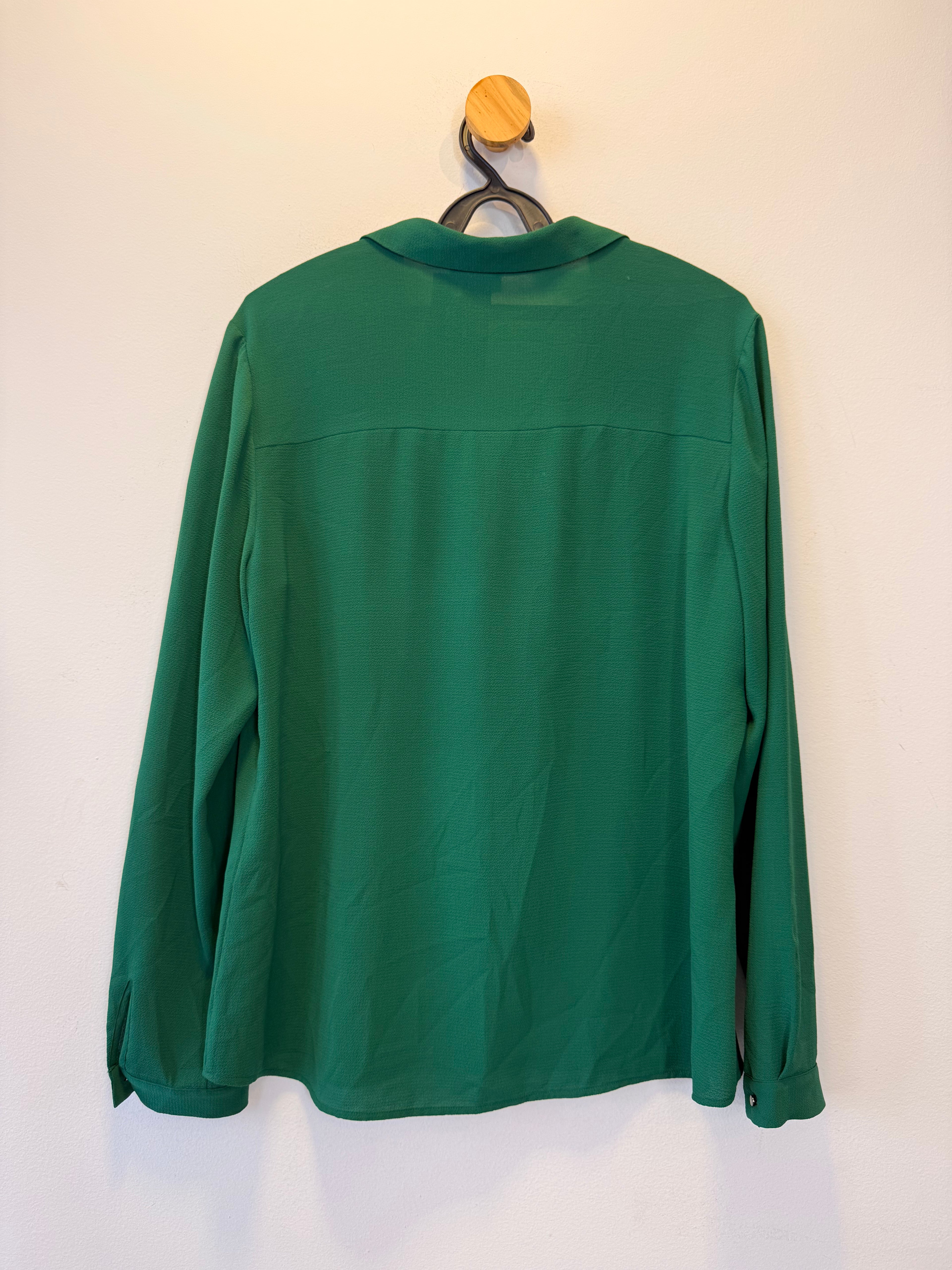 Blusa Verde Shoulder