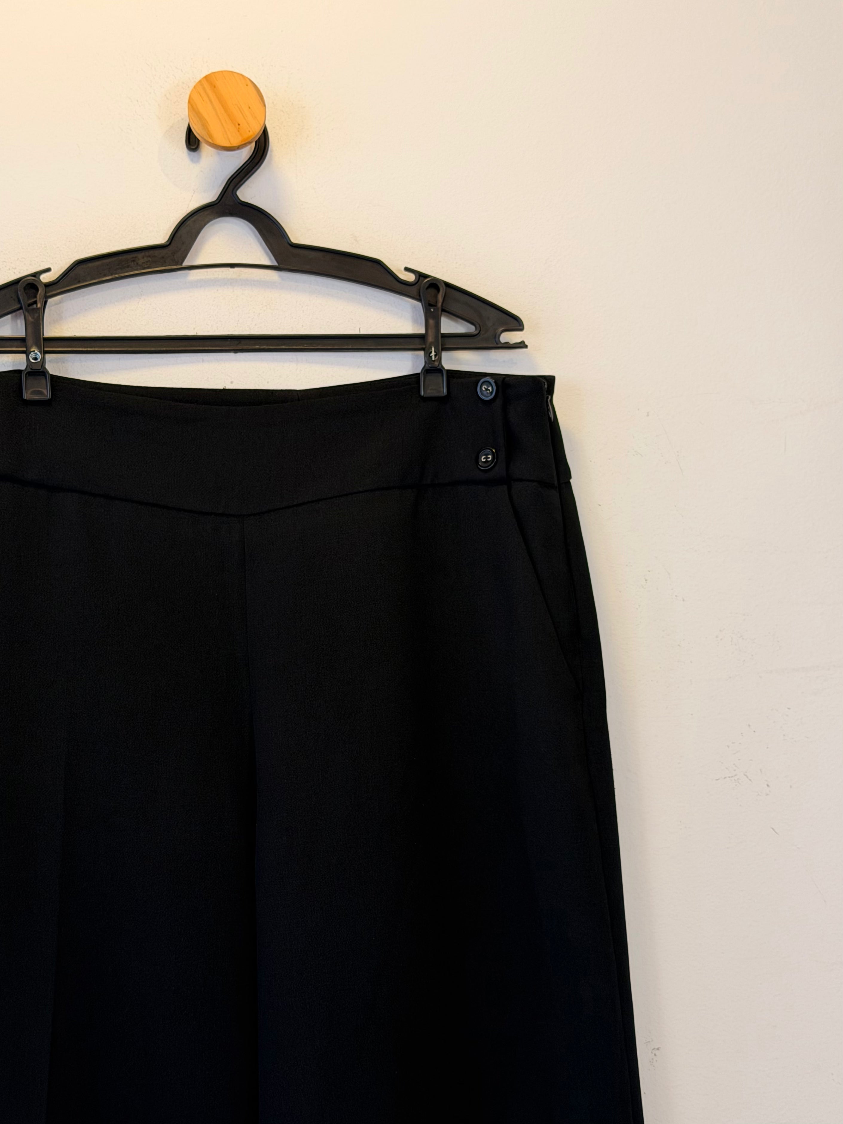 Calça Preta Amissima